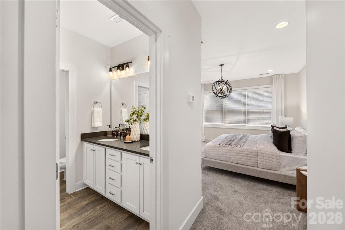 1146 E 36th Street — Charlotte