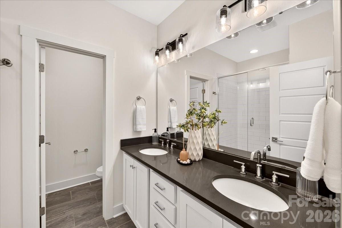 1146 E 36th Street — Charlotte