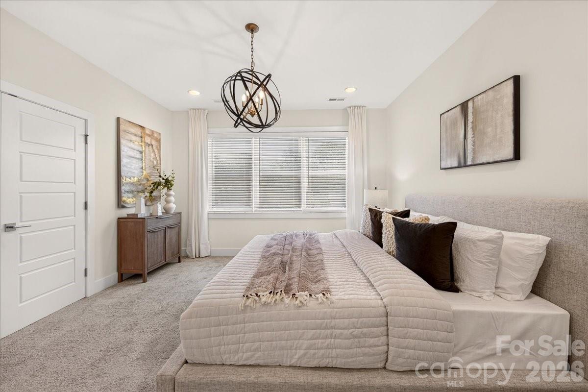 1146 E 36th Street — Charlotte