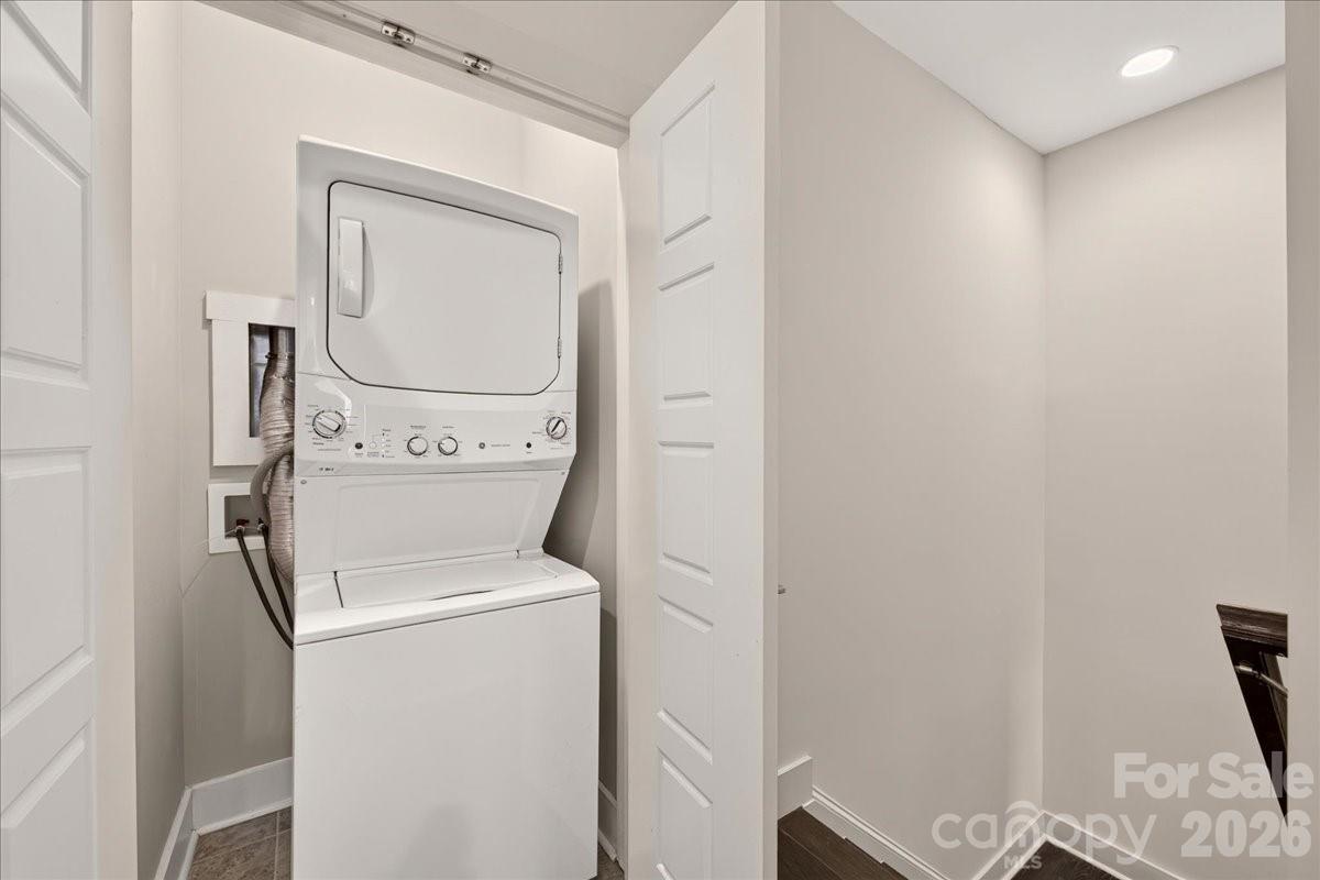 1146 E 36th Street — Charlotte