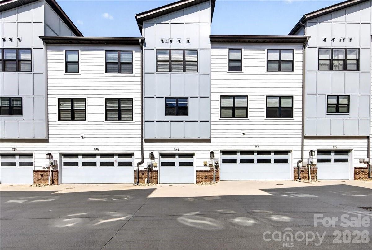 1146 E 36th Street — Charlotte
