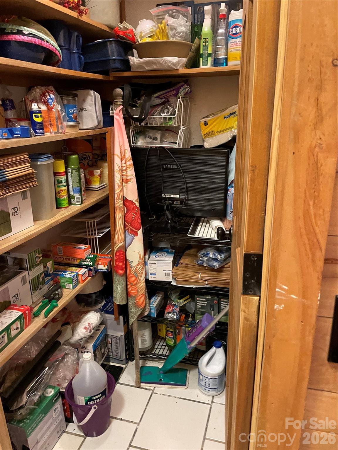125 Tahala Trail — Cullowhee