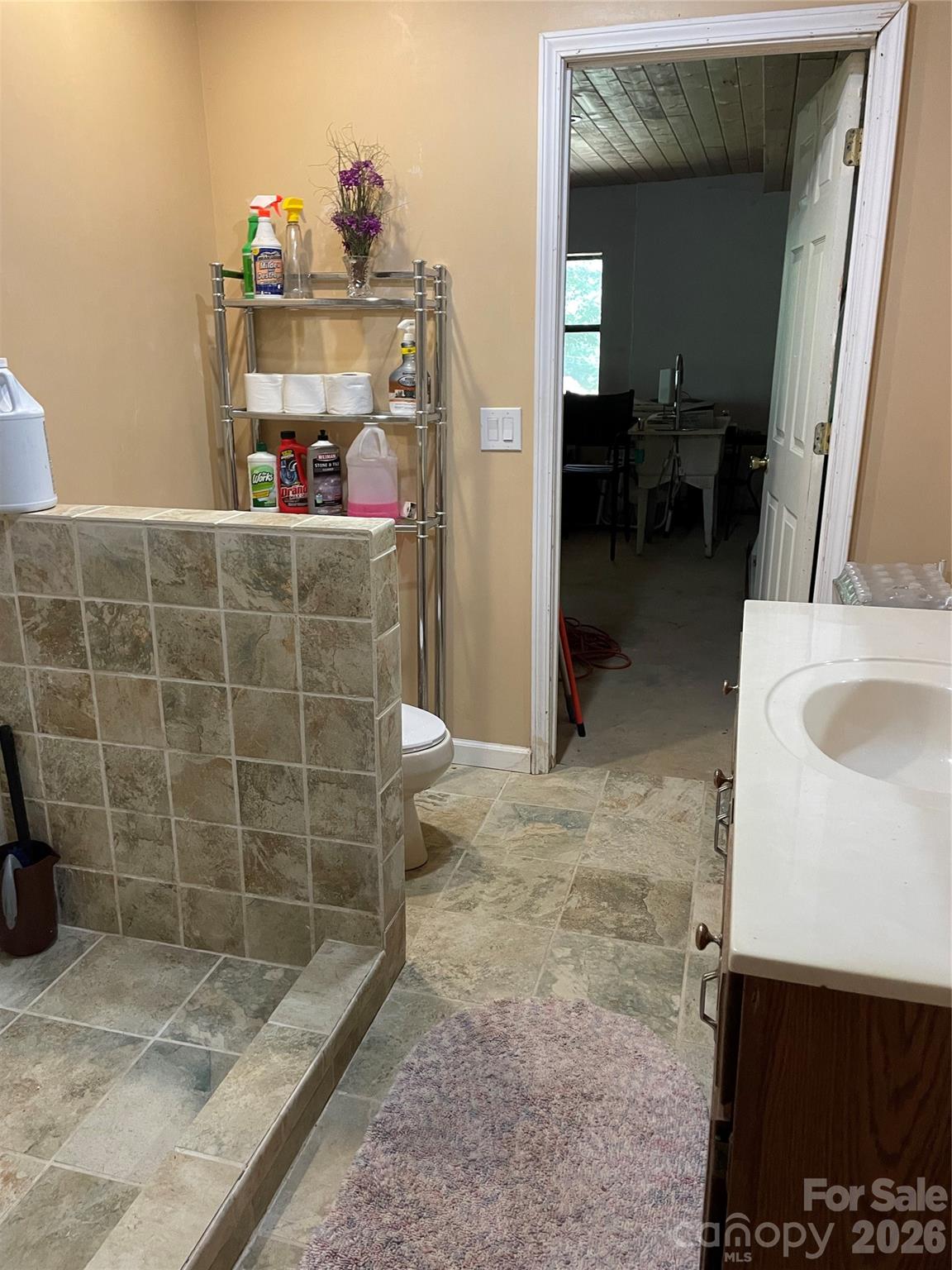 125 Tahala Trail — Cullowhee