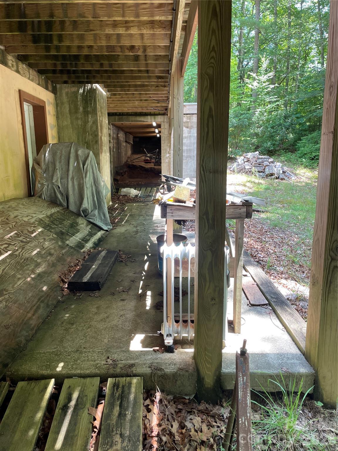 125 Tahala Trail — Cullowhee