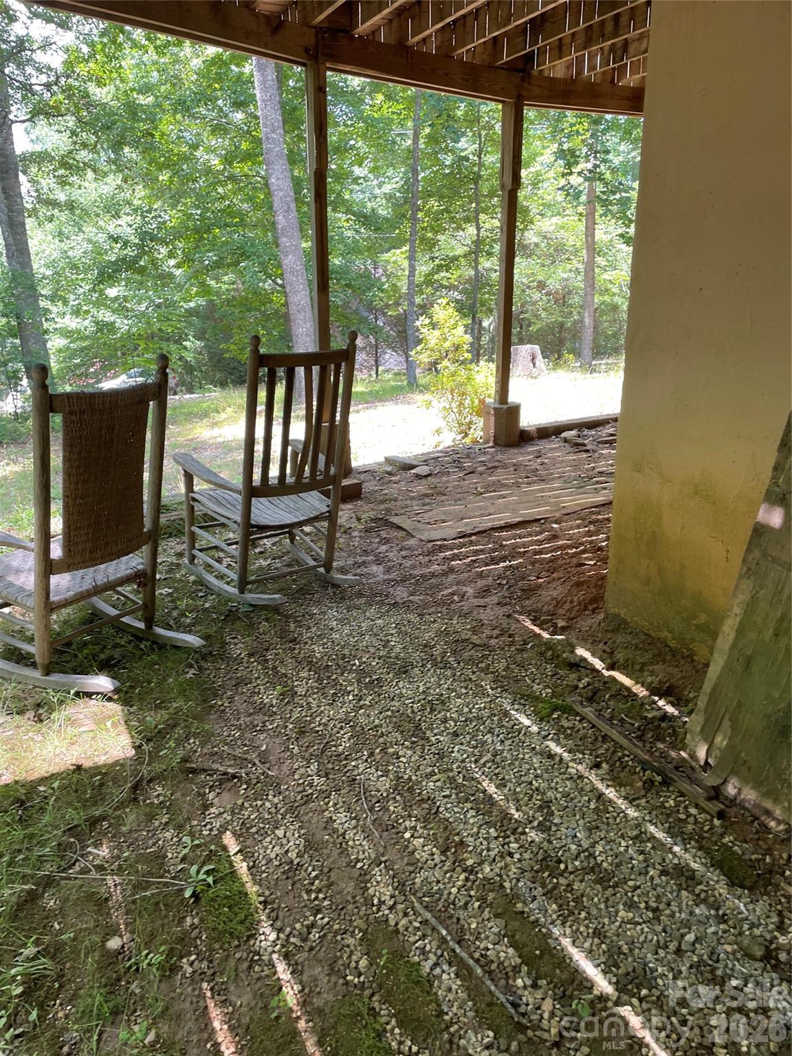 125 Tahala Trail — Cullowhee