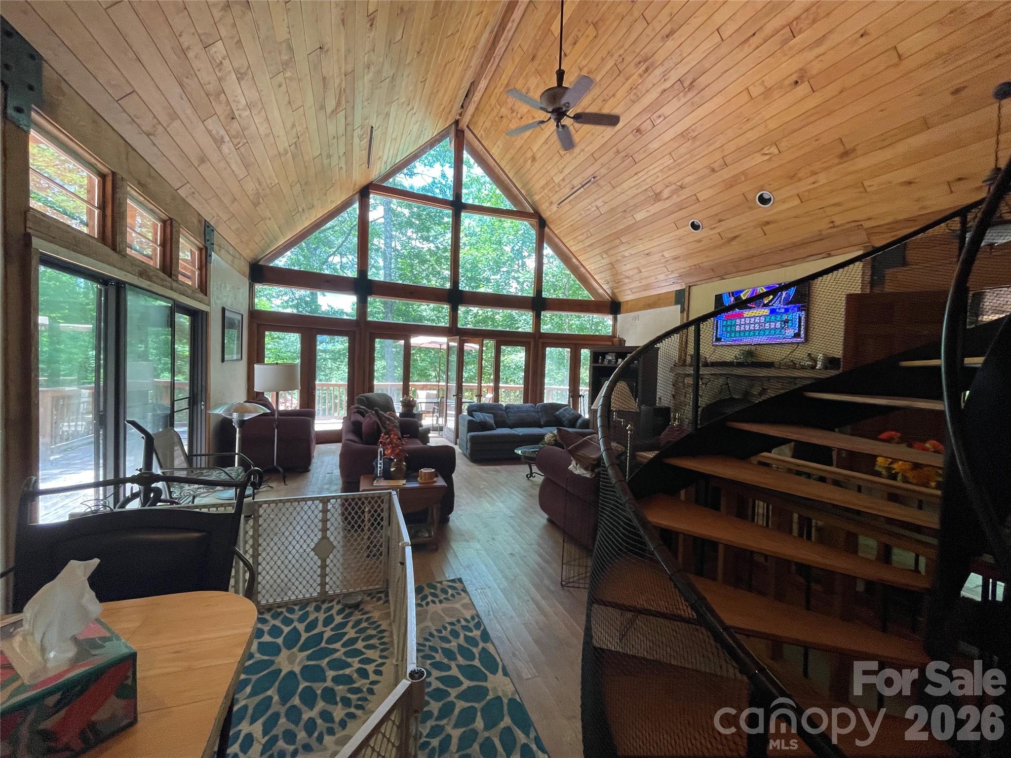 125 Tahala Trail — Cullowhee
