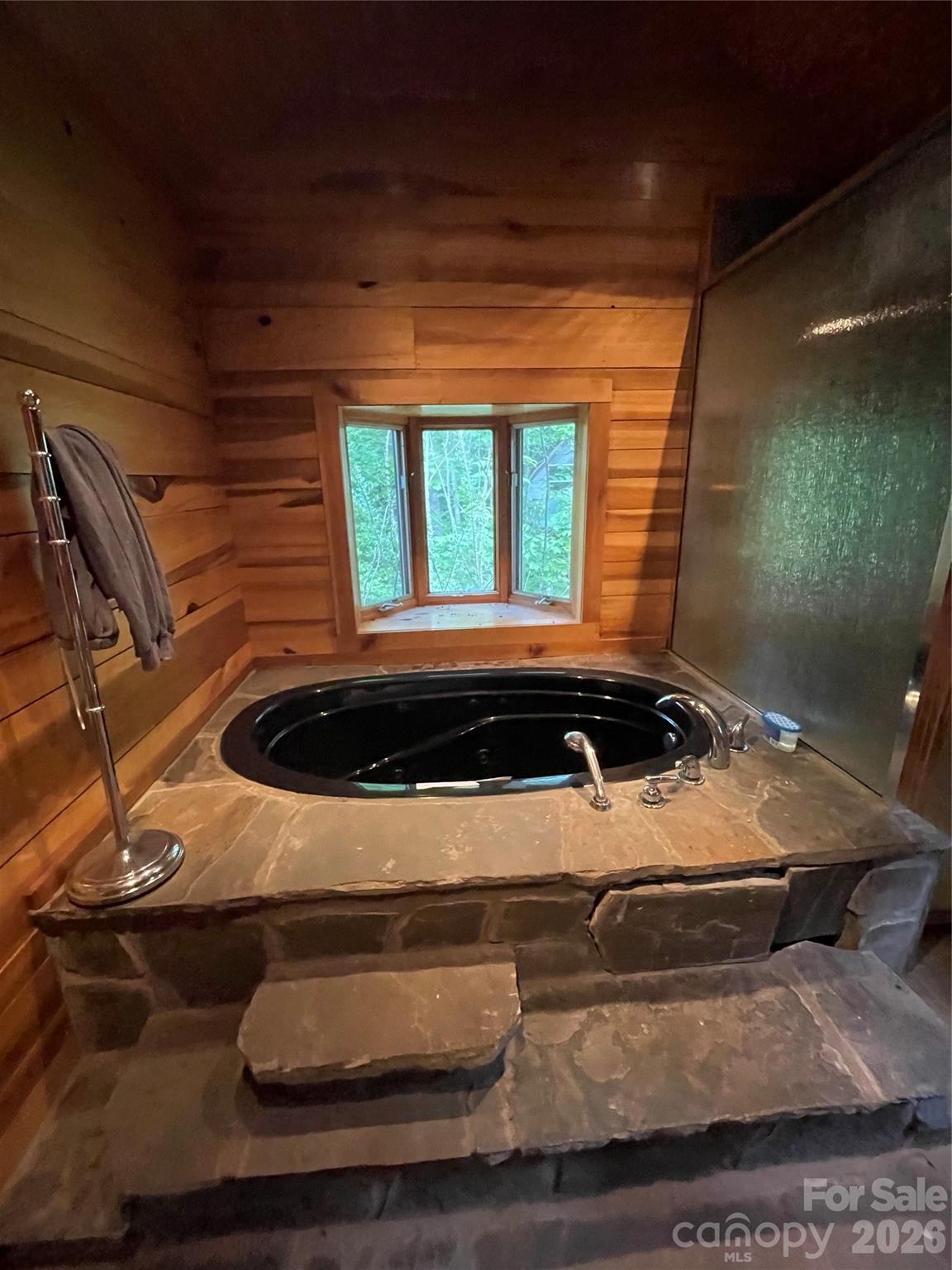 125 Tahala Trail — Cullowhee