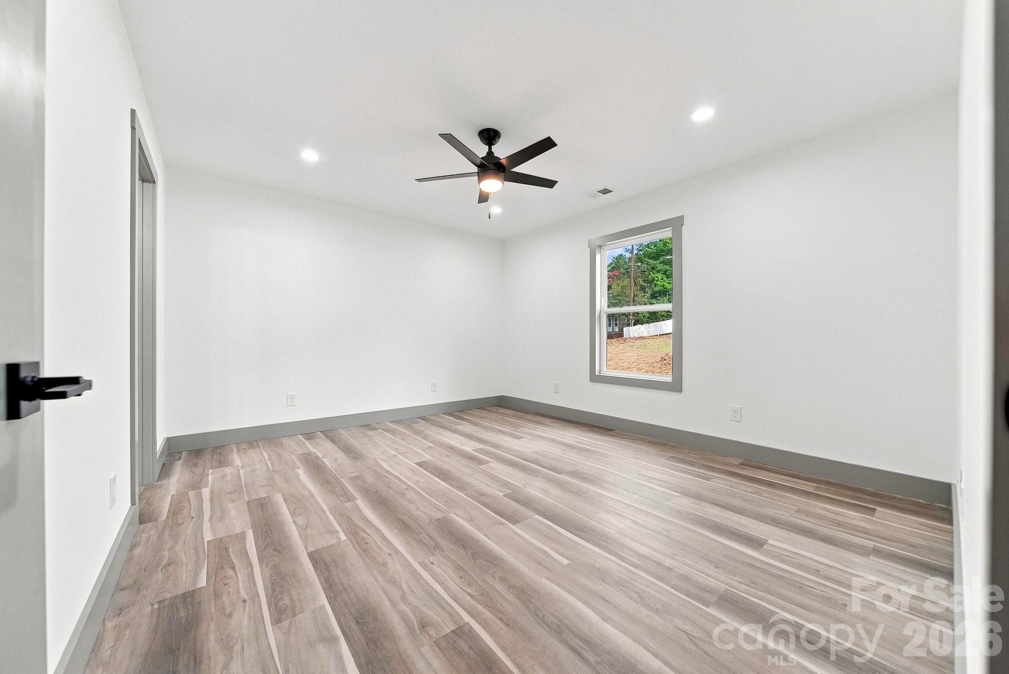 2953 Link Drive — Granite Falls