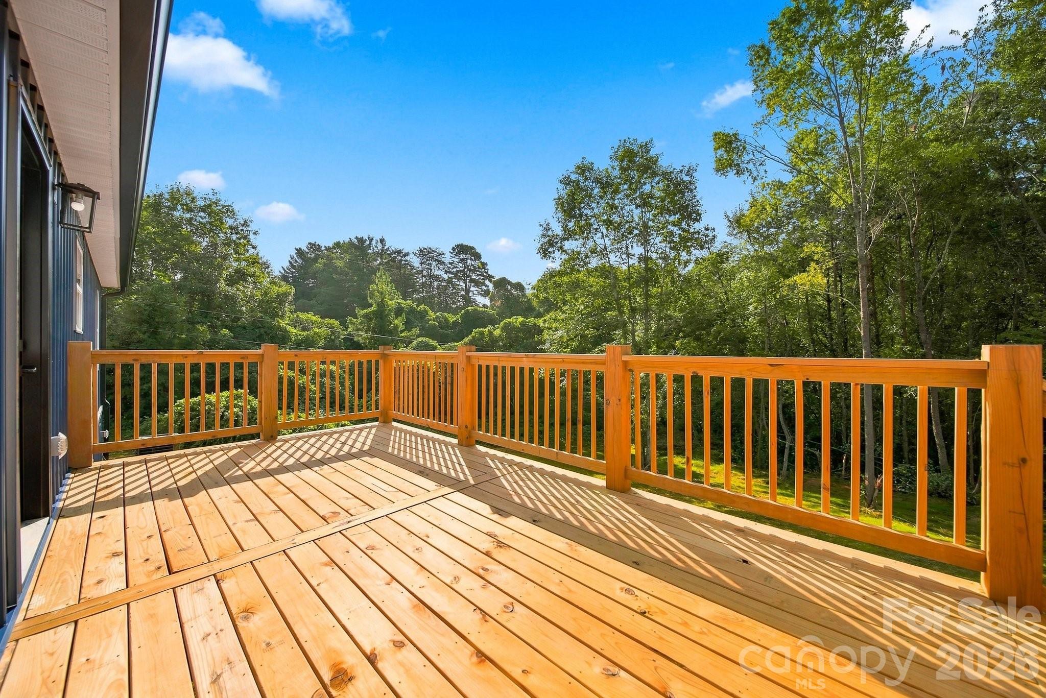 2953 Link Drive — Granite Falls