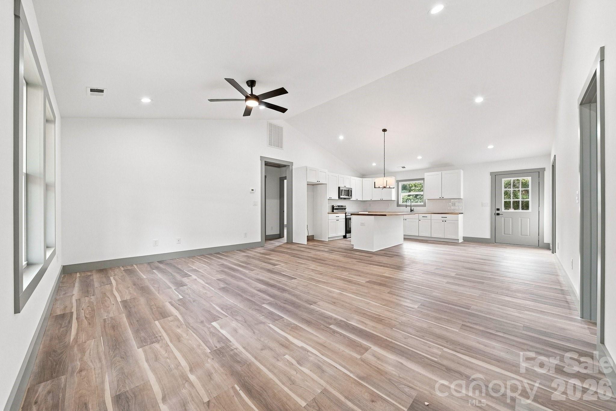 2953 Link Drive — Granite Falls