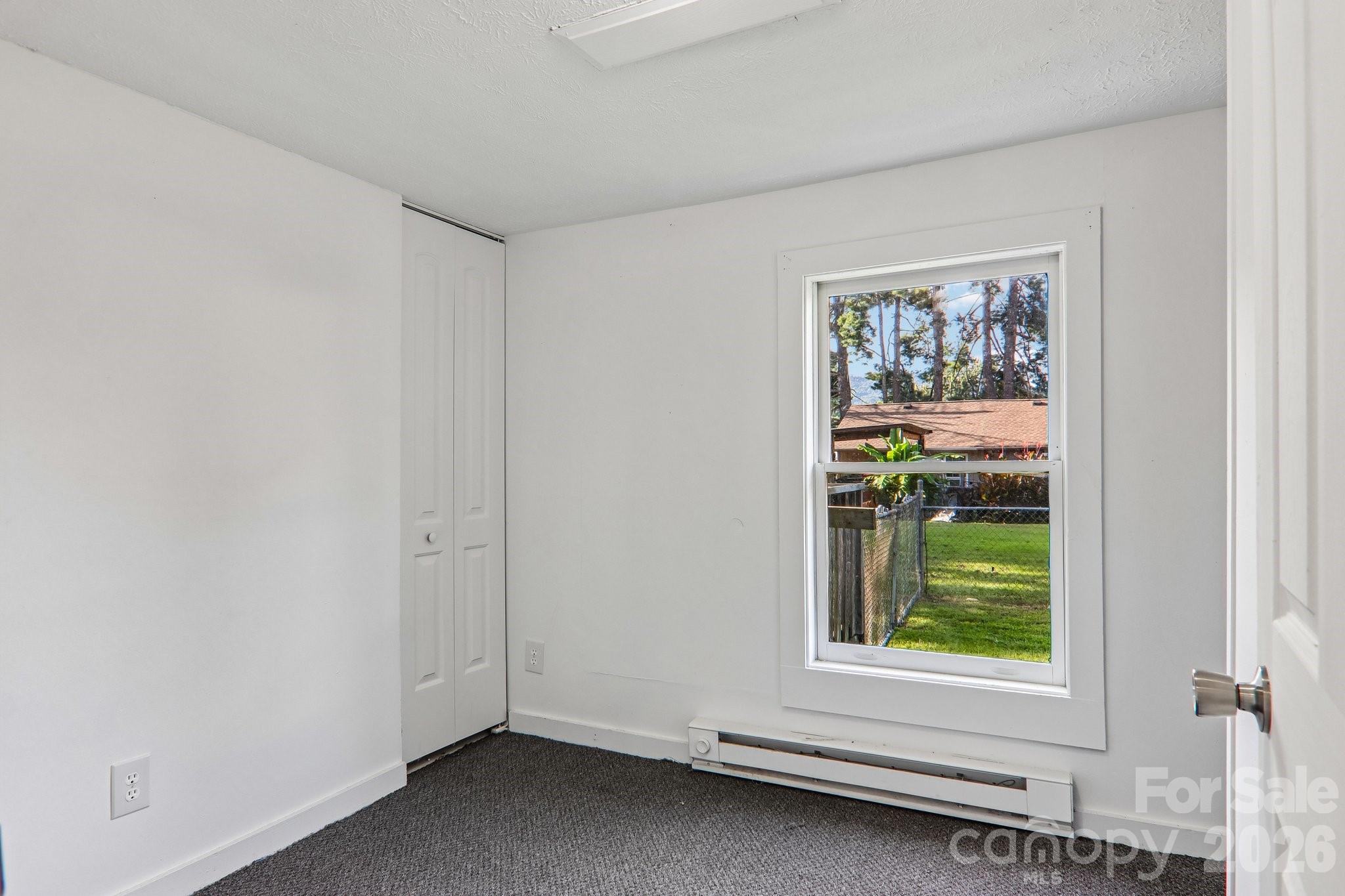 52 Clay Street — Waynesville