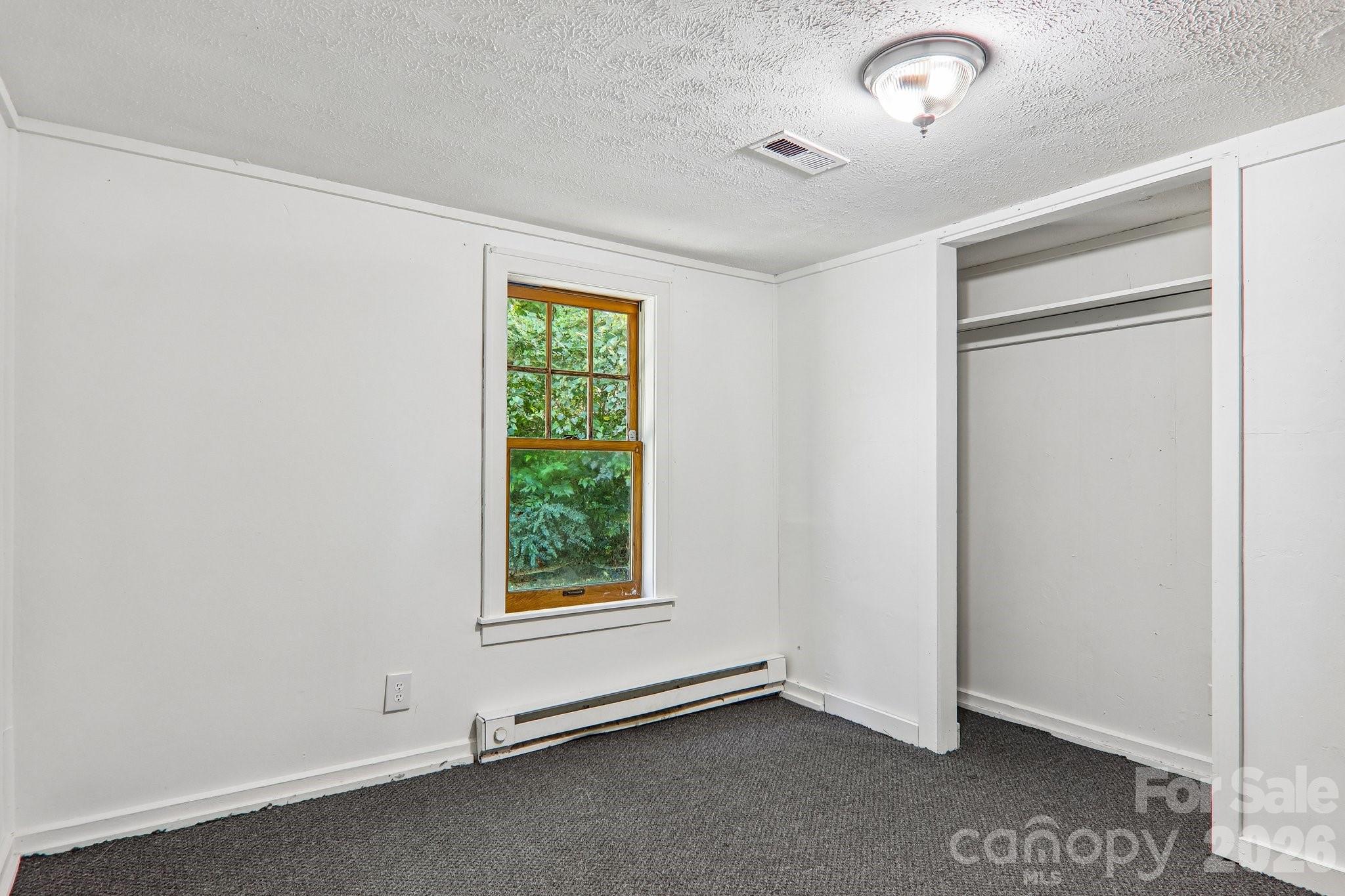 52 Clay Street — Waynesville