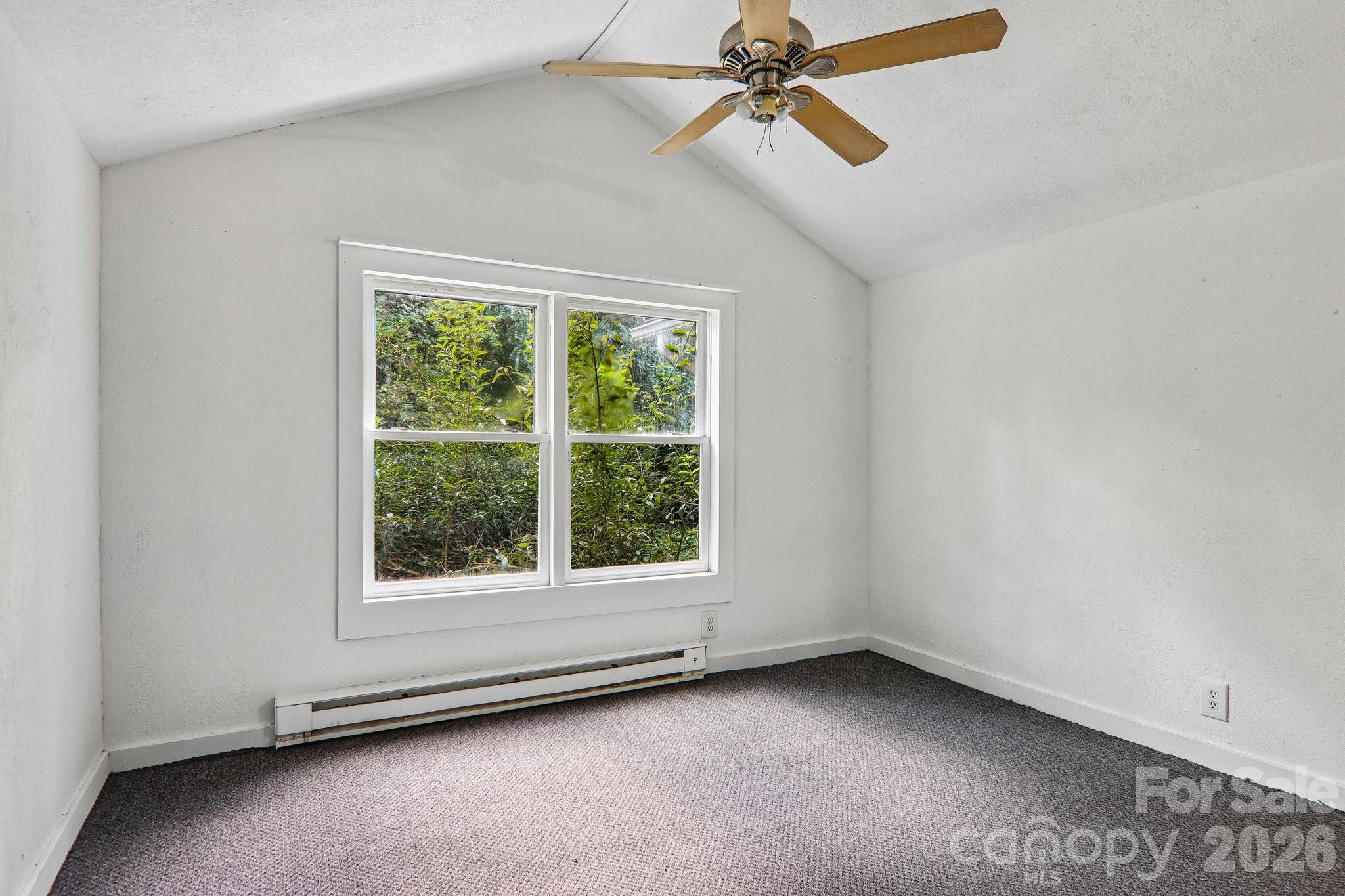 52 Clay Street — Waynesville
