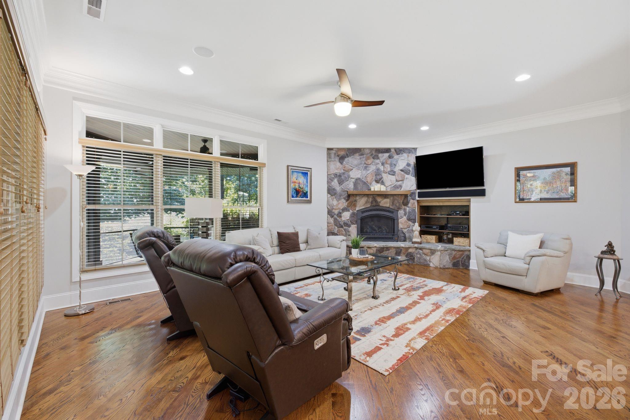 7197 Windy Ridge Drive — Iron Station