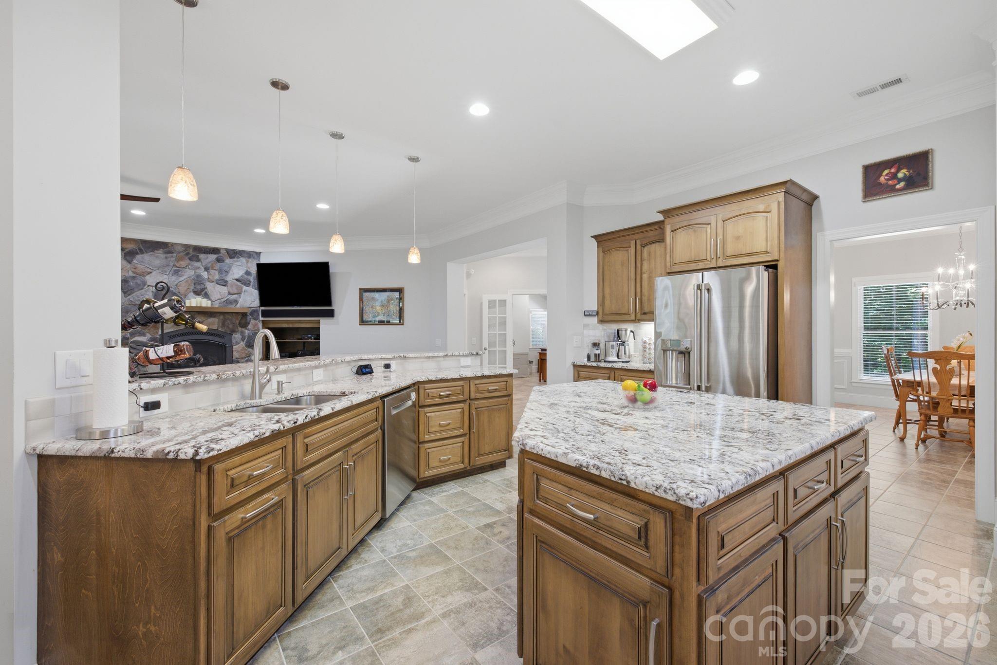 7197 Windy Ridge Drive — Iron Station