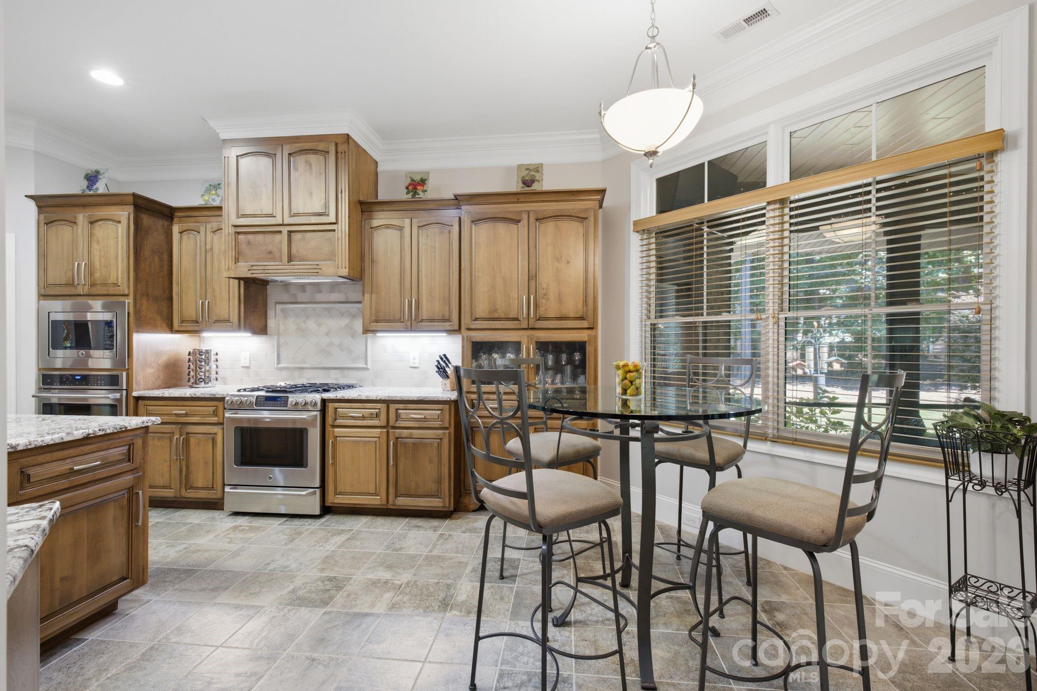 7197 Windy Ridge Drive — Iron Station