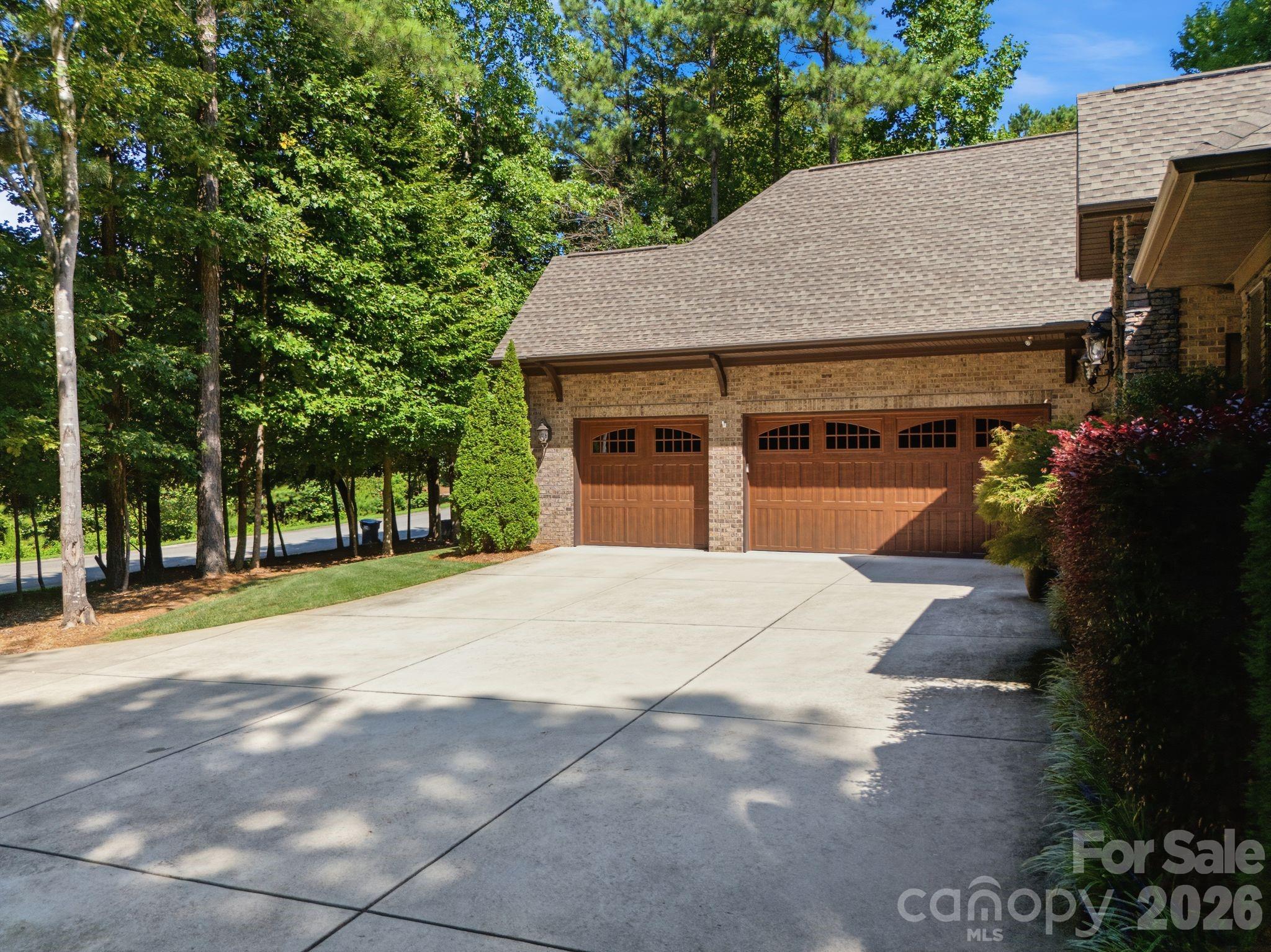 7197 Windy Ridge Drive — Iron Station