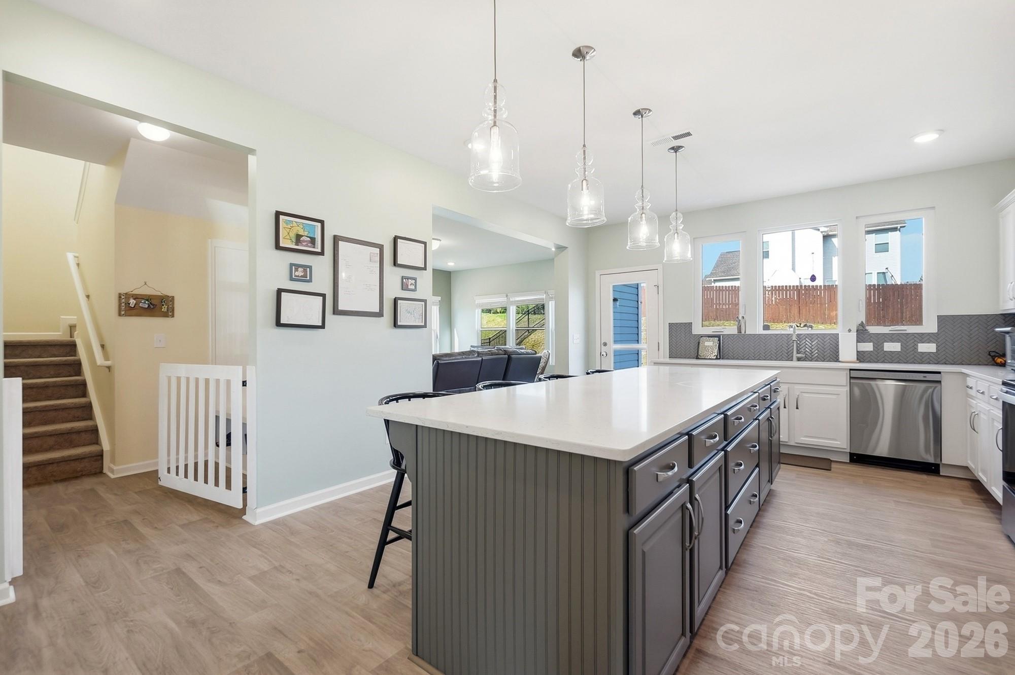 404 Babbling Brook Lane — Locust