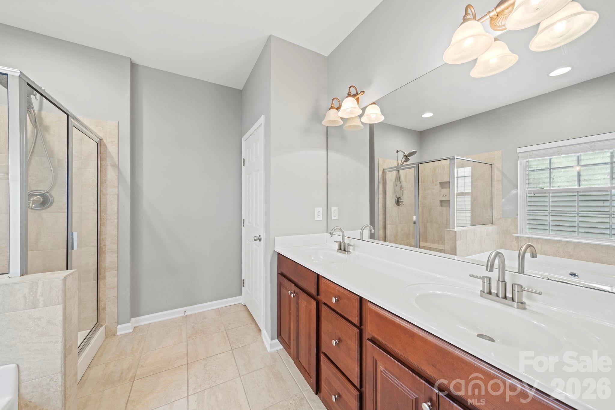3342 Park South Station Boulevard — Charlotte