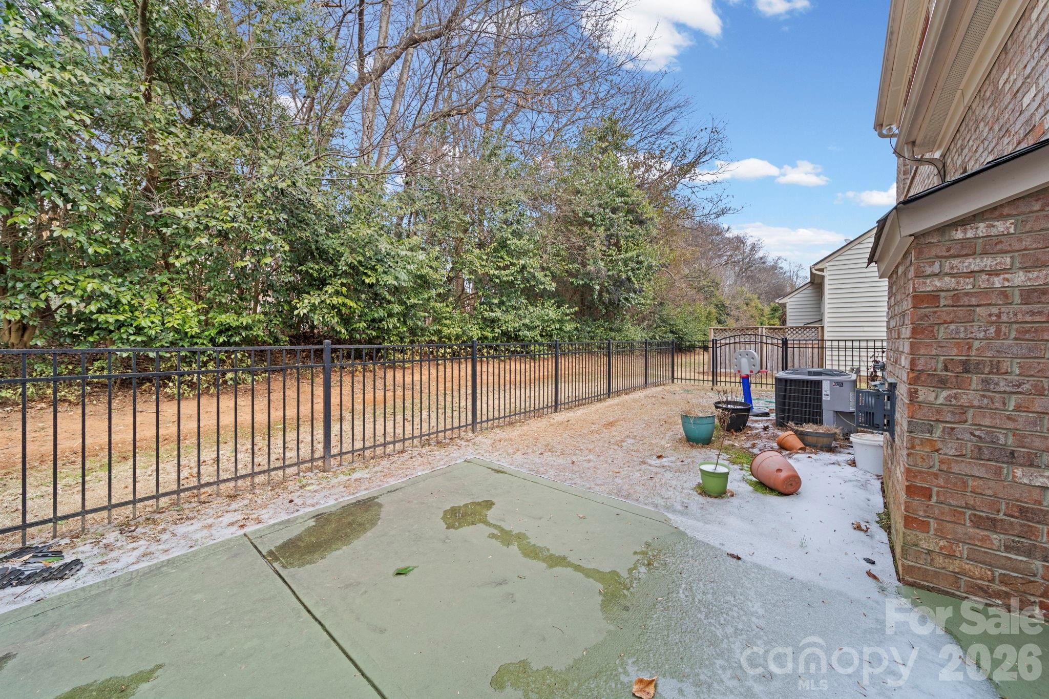 3342 Park South Station Boulevard — Charlotte