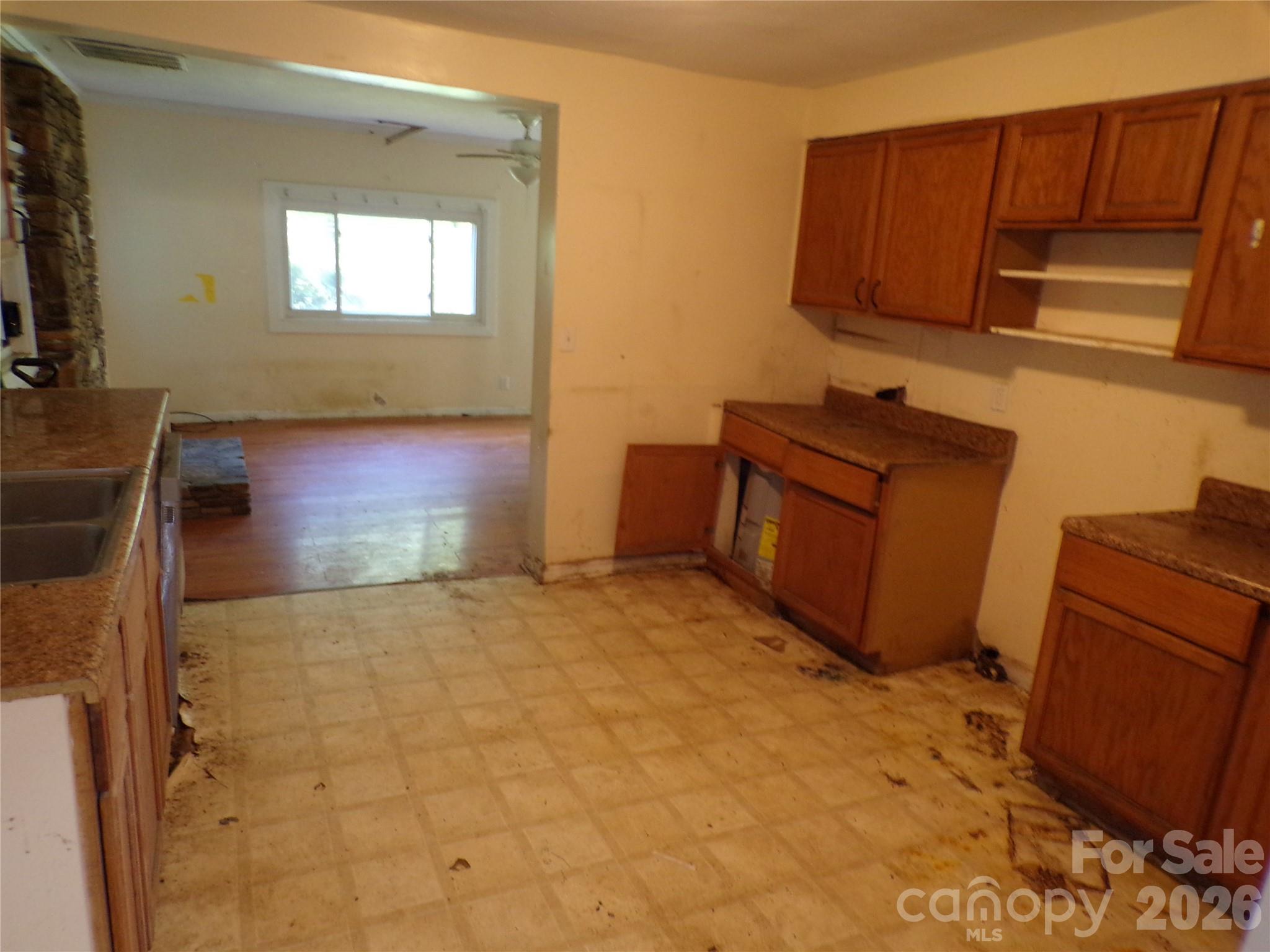 2131 Somerset Drive #441 — Hendersonville