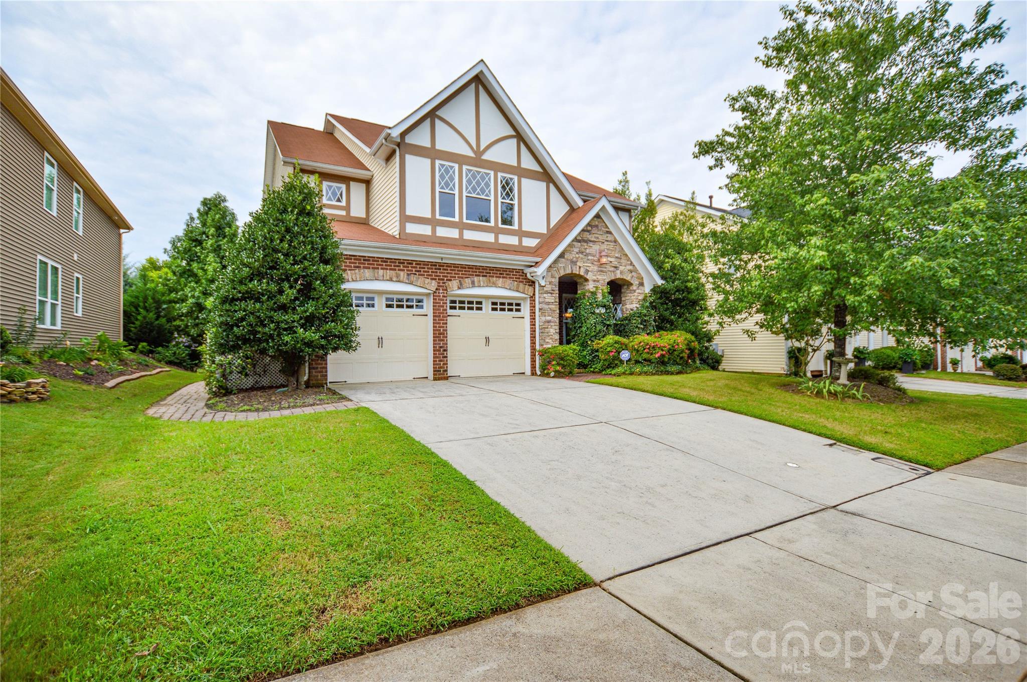 2542 Mountain Laurel Avenue NW — Concord