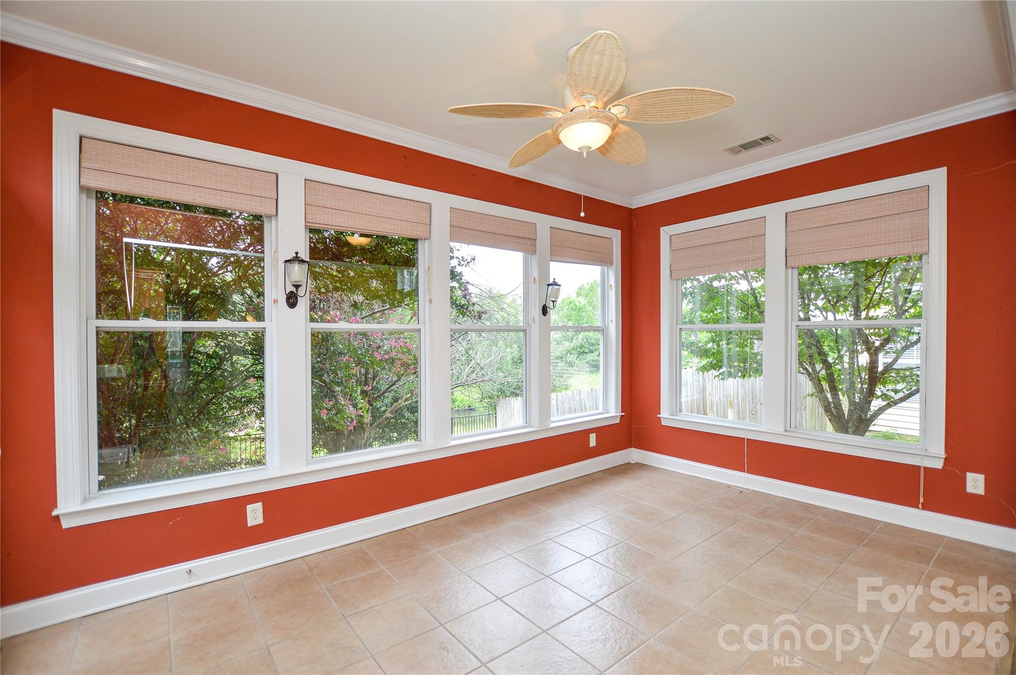 2542 Mountain Laurel Avenue NW — Concord