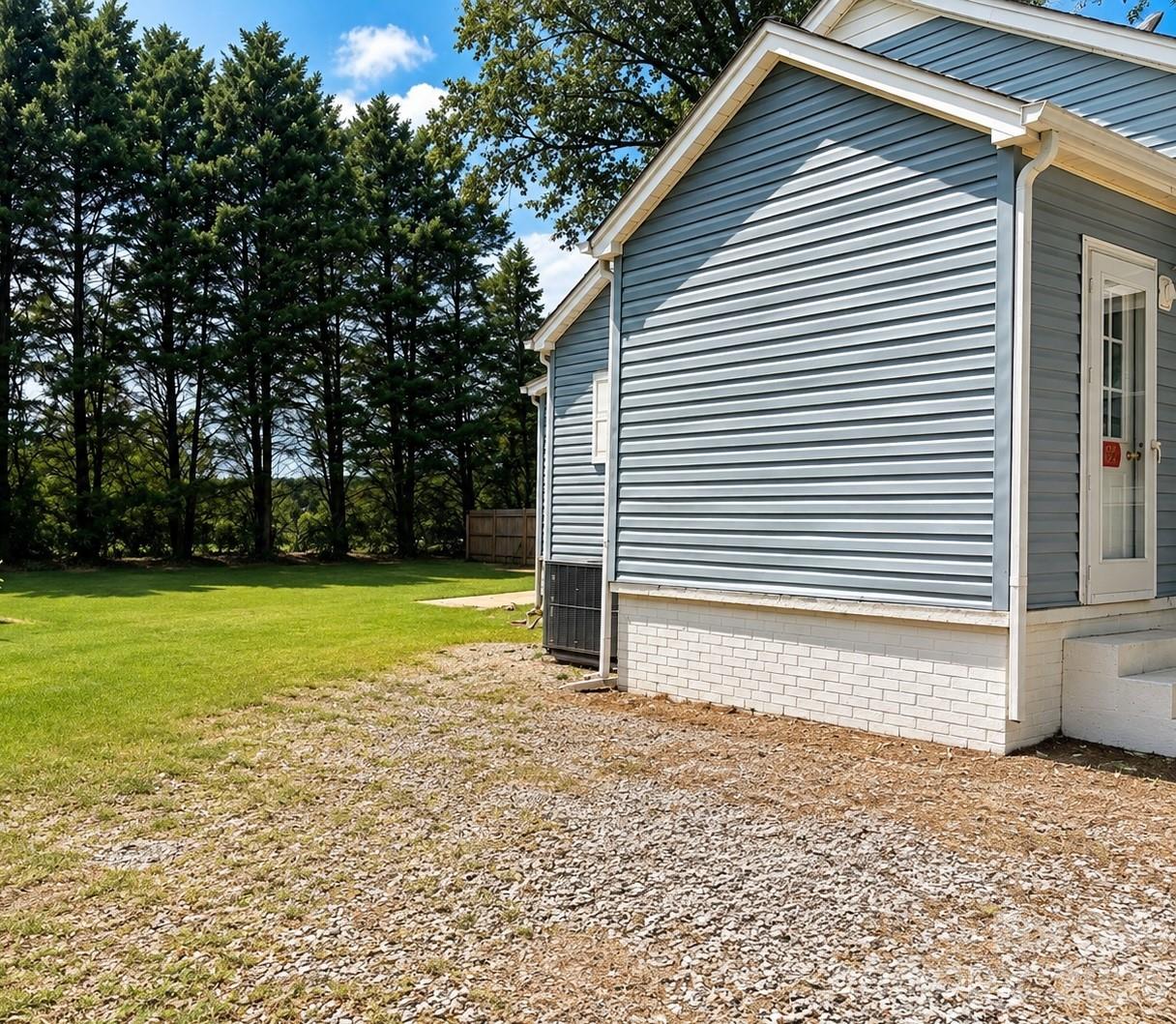 802 3rd Street SE — Conover