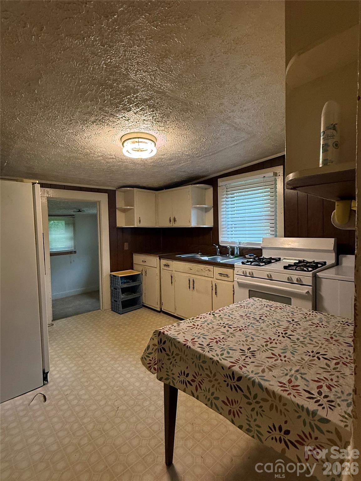426 Bouchelle Street — Morganton