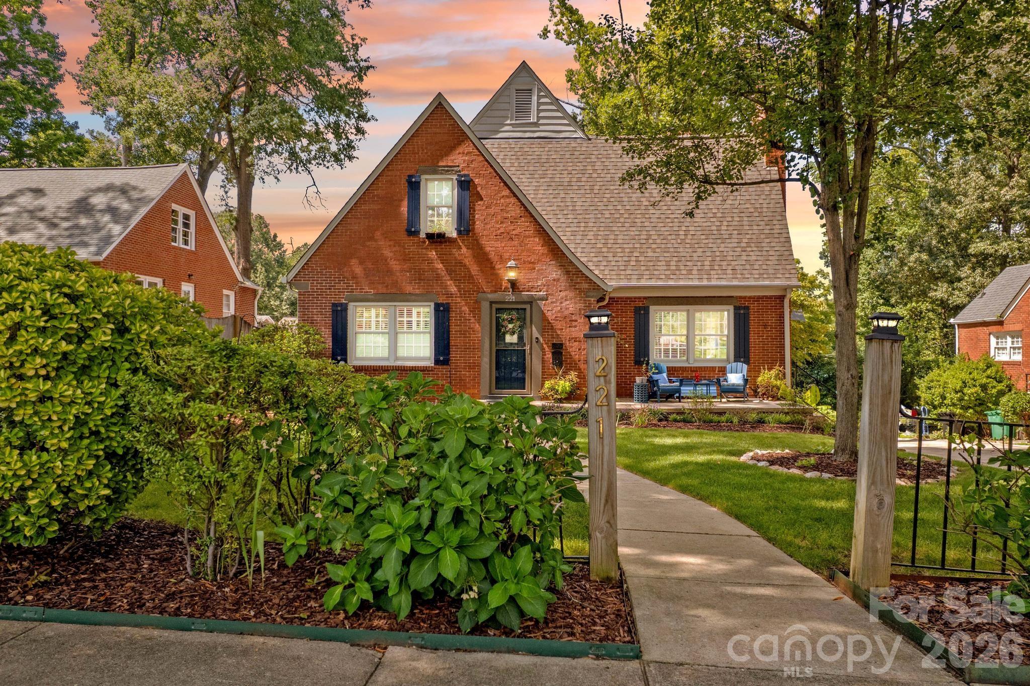 221 Woodrow Avenue — High Point