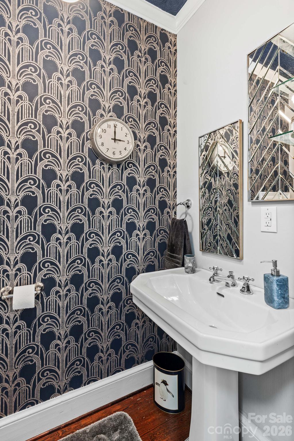 221 Woodrow Avenue — High Point