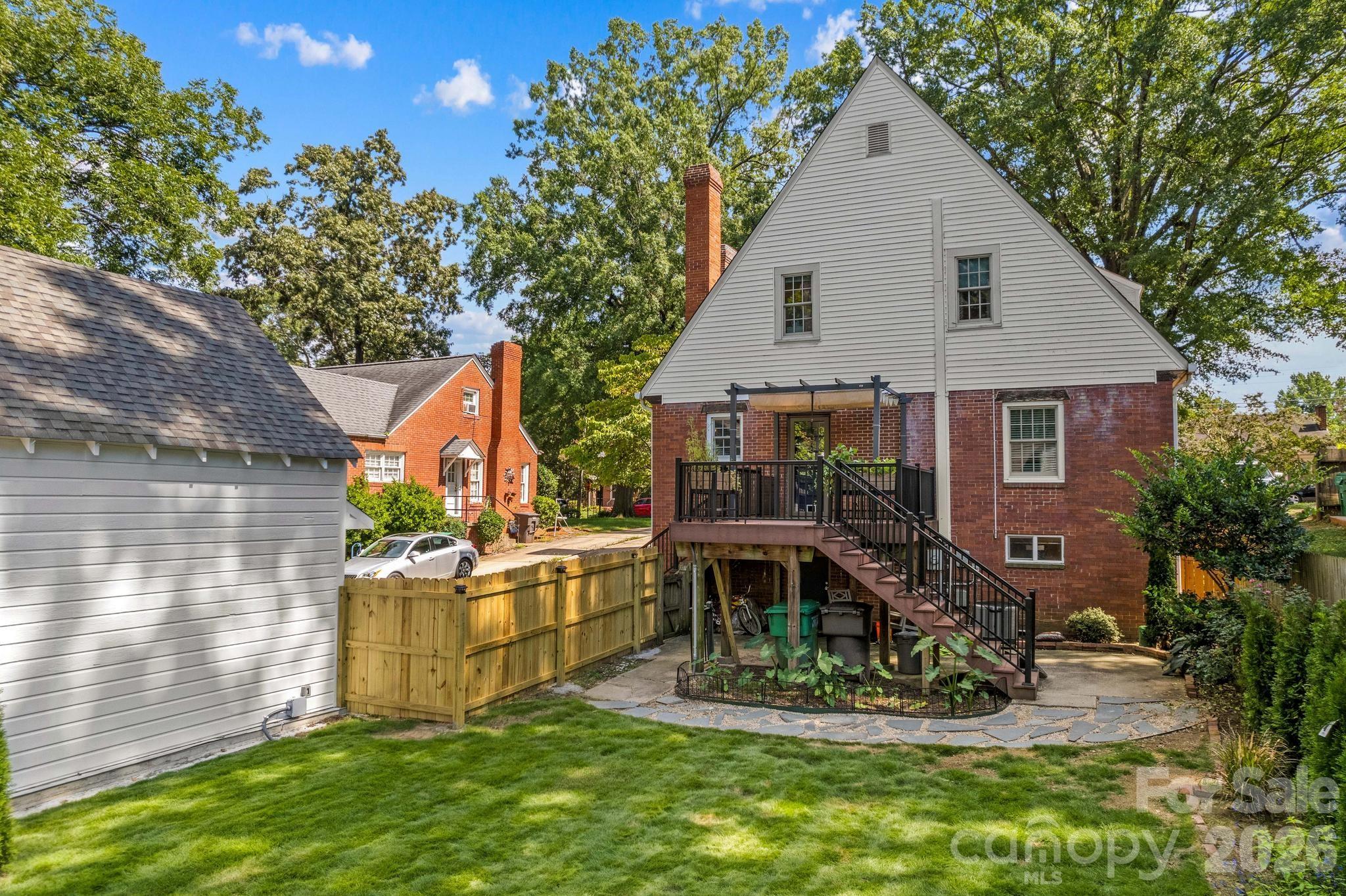 221 Woodrow Avenue — High Point