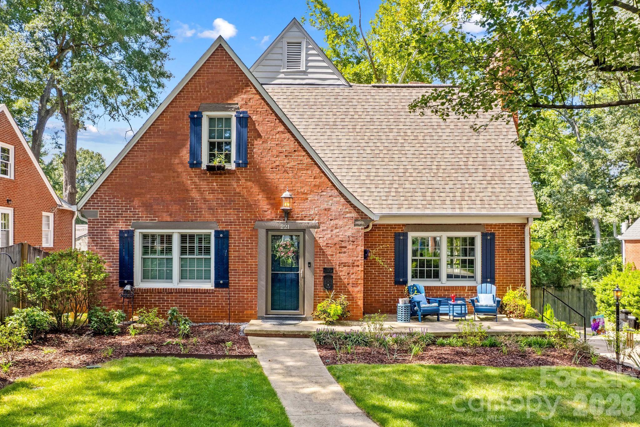 221 Woodrow Avenue — High Point