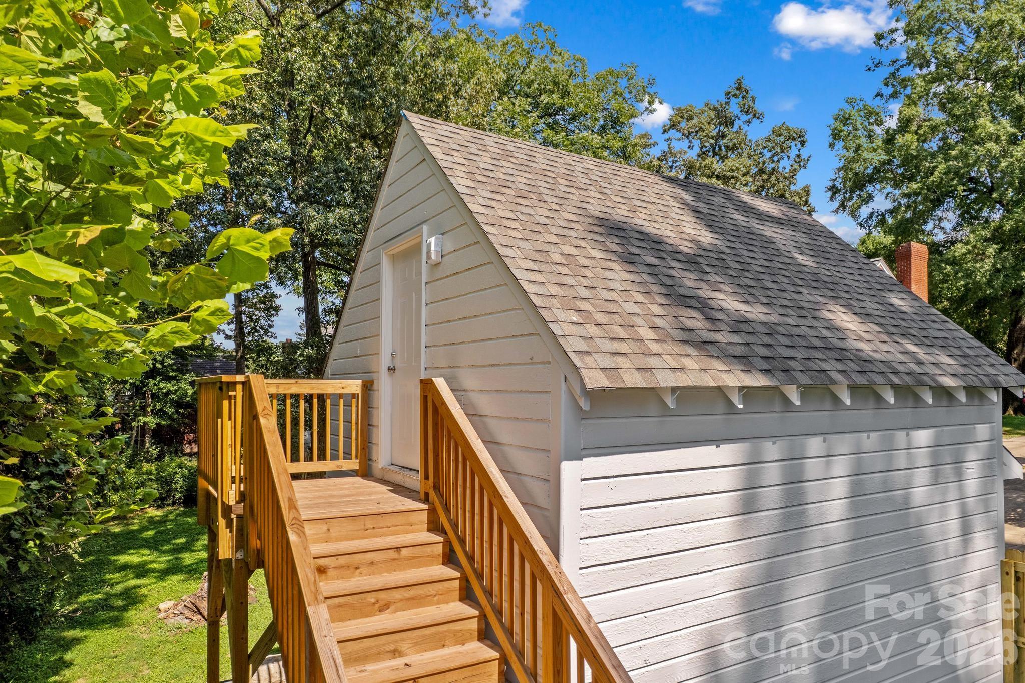 221 Woodrow Avenue — High Point