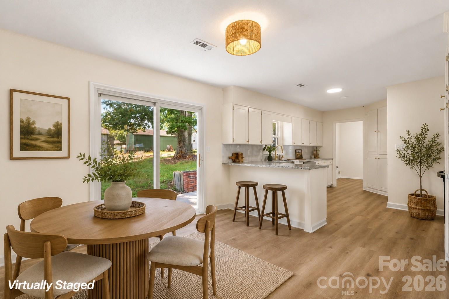 178 Trailwood Drive — Forest City
