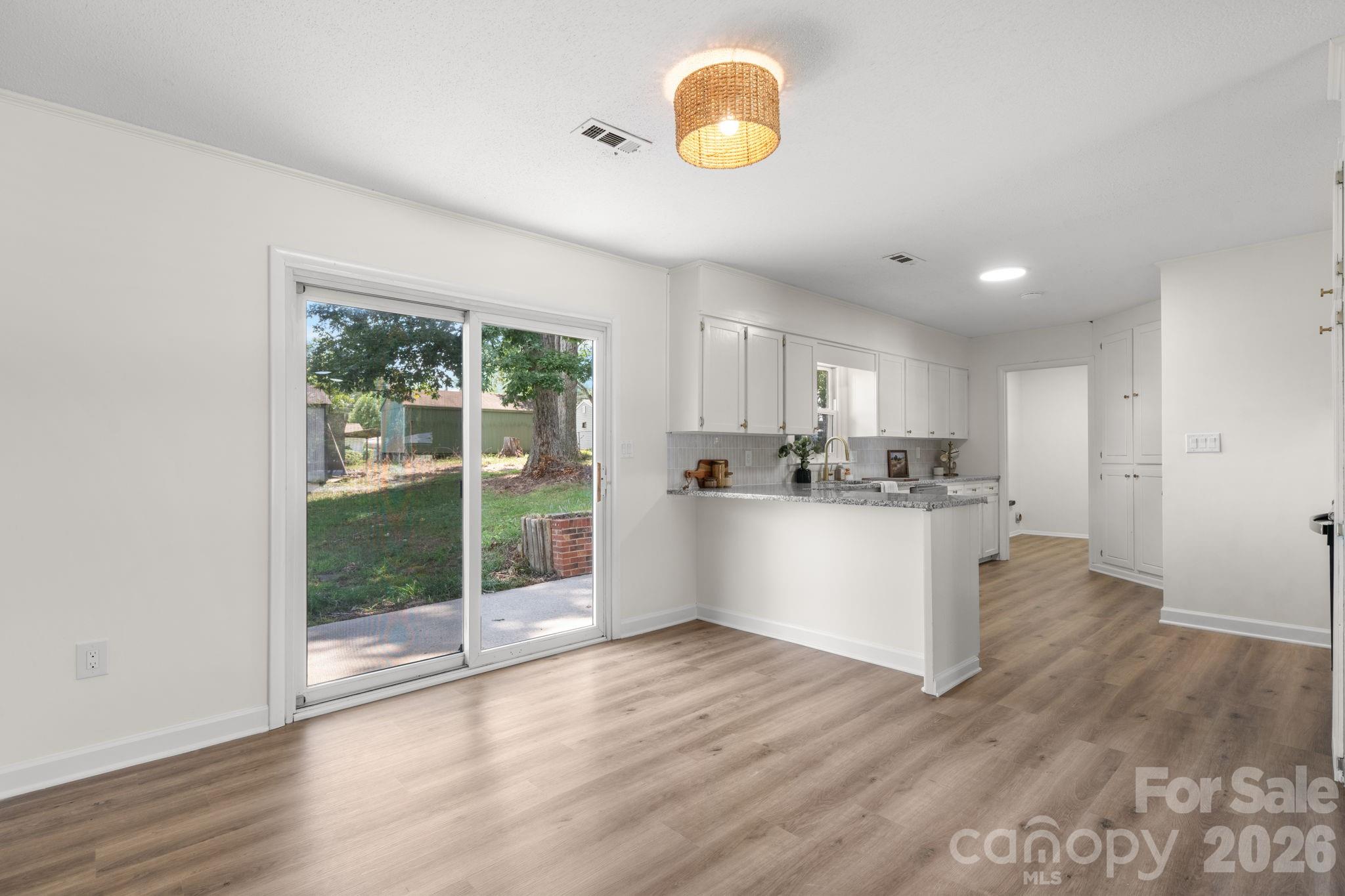 178 Trailwood Drive — Forest City