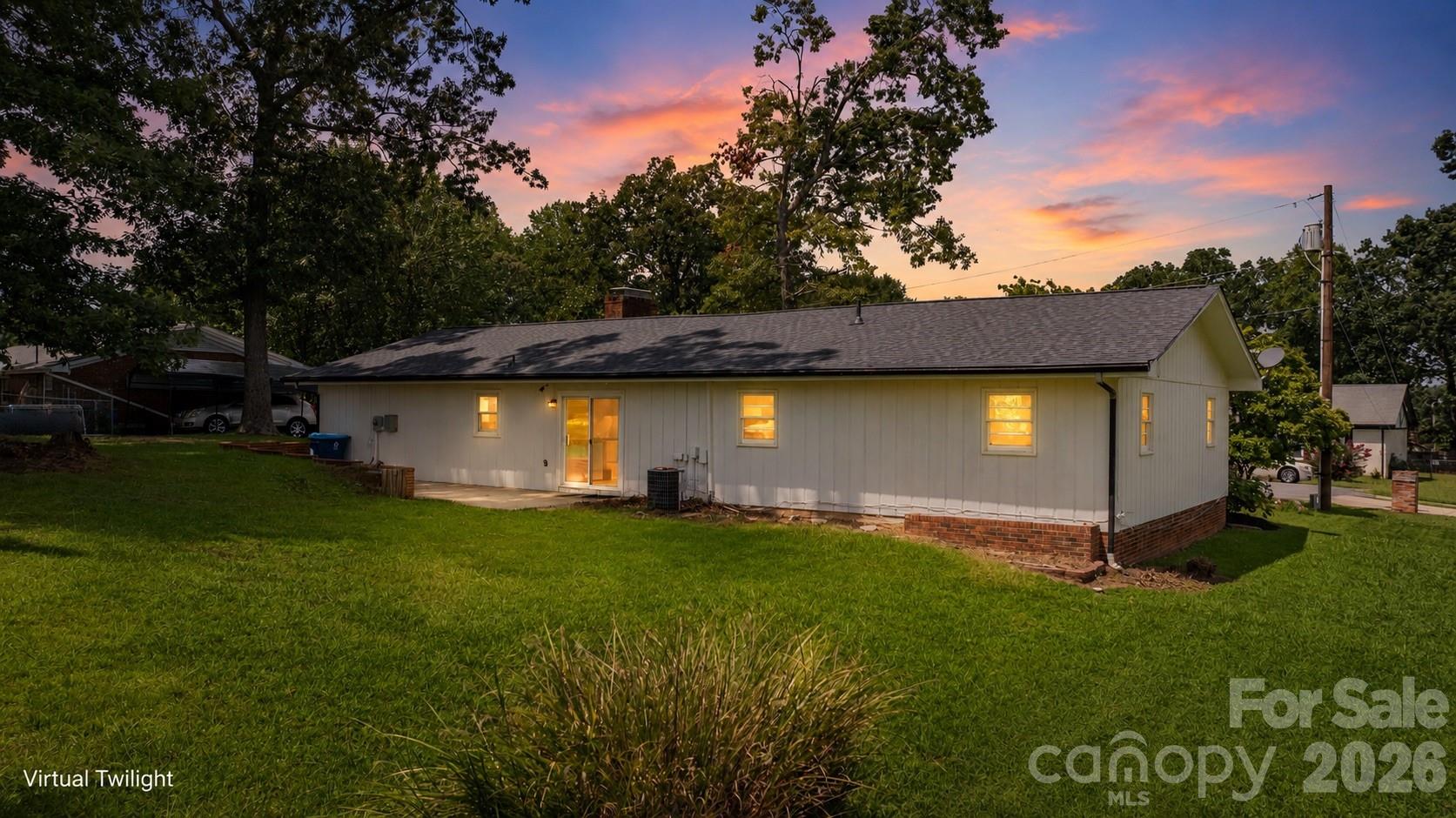 178 Trailwood Drive — Forest City