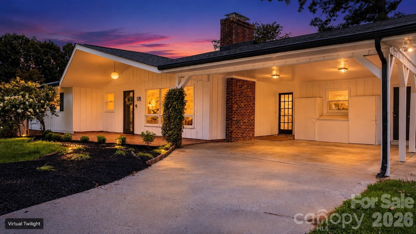 178 Trailwood Drive — Forest City