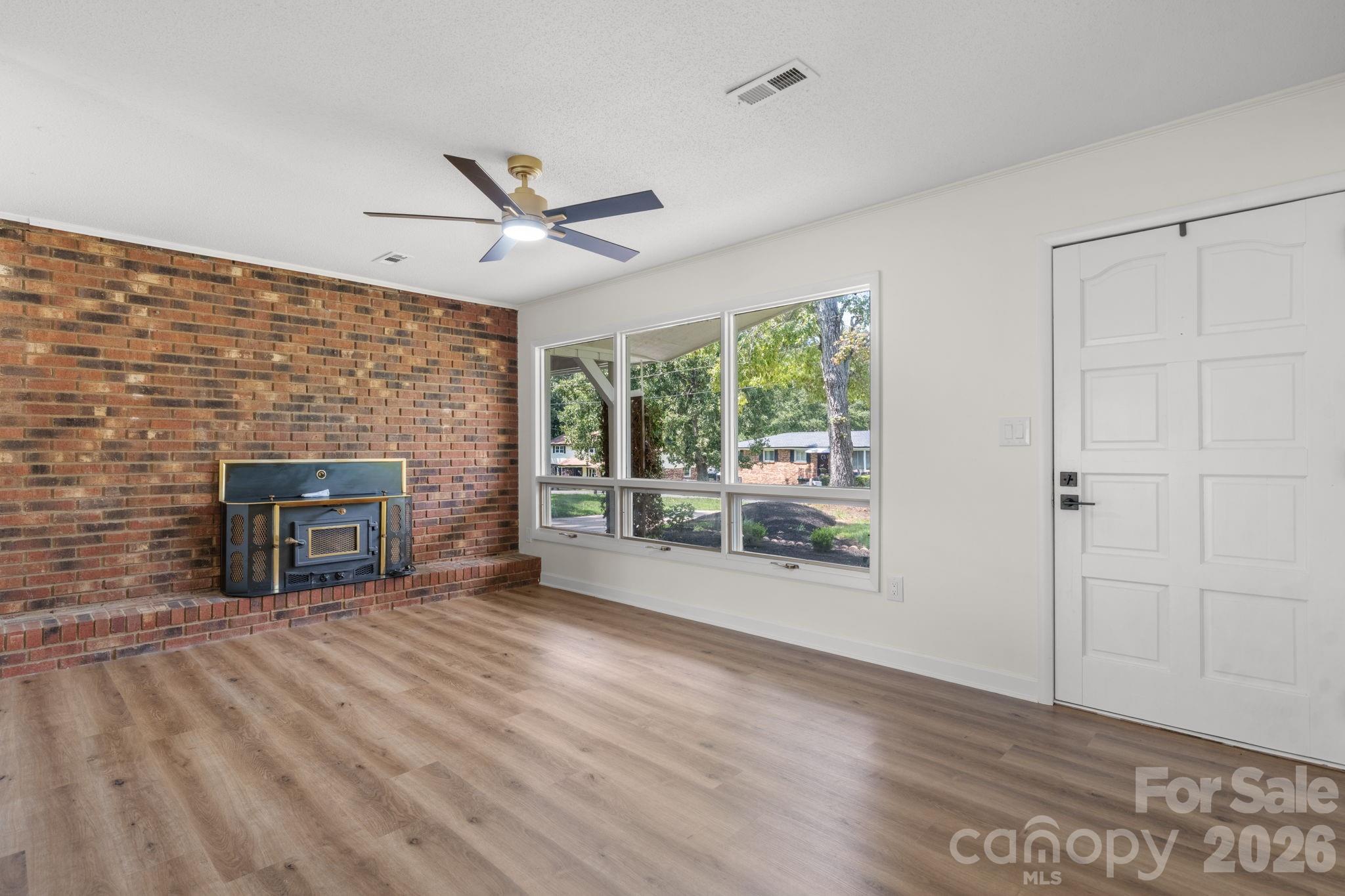178 Trailwood Drive — Forest City