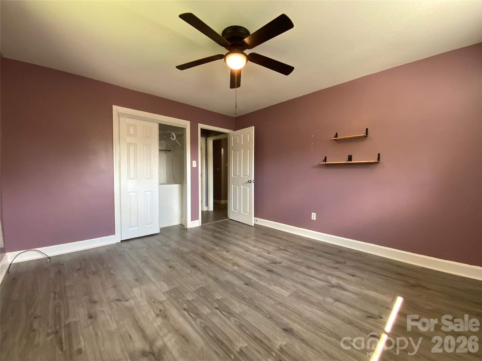 325 Glenwood Drive — Mooresville