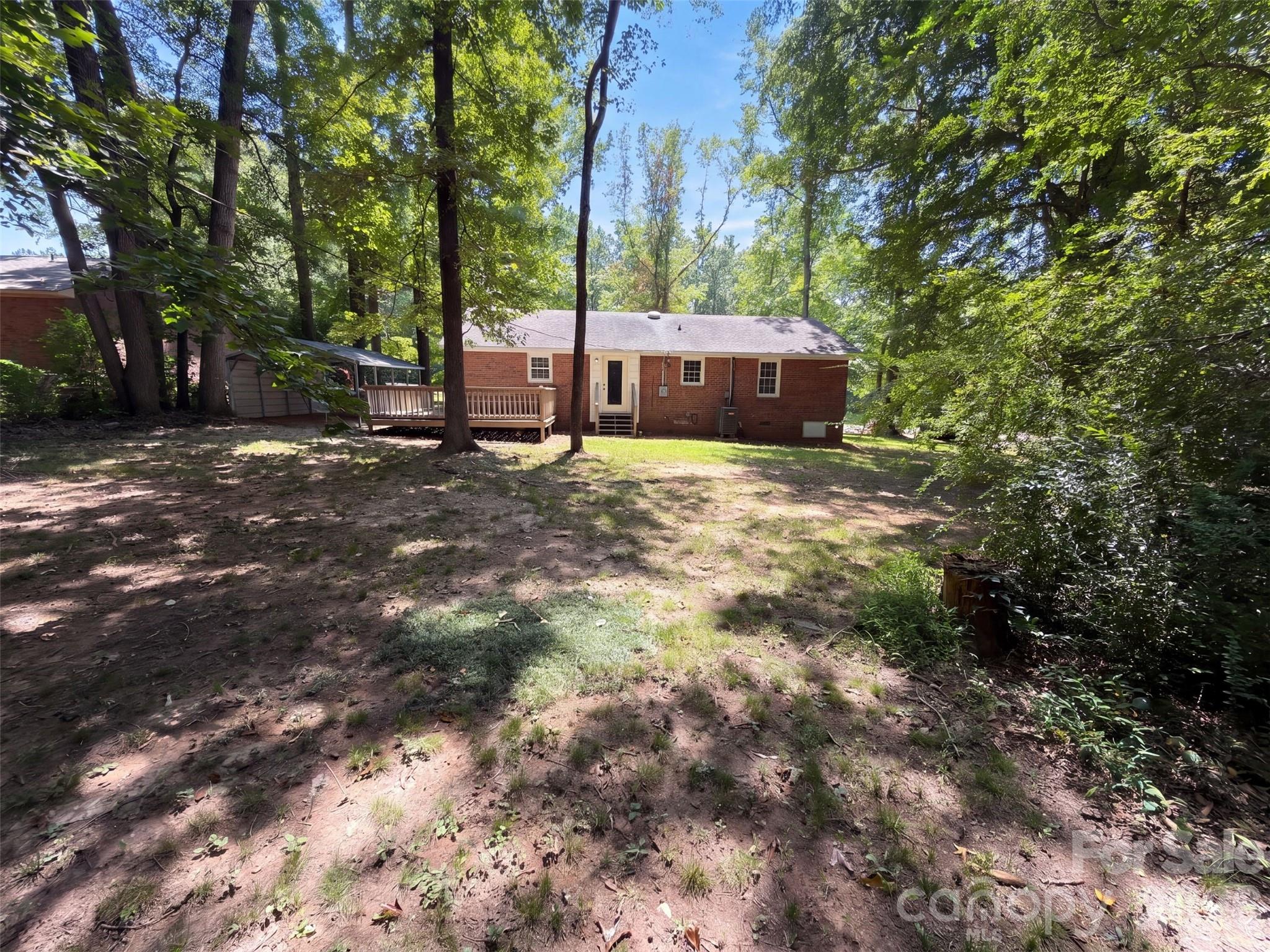 1627 Catoe Road — Lancaster