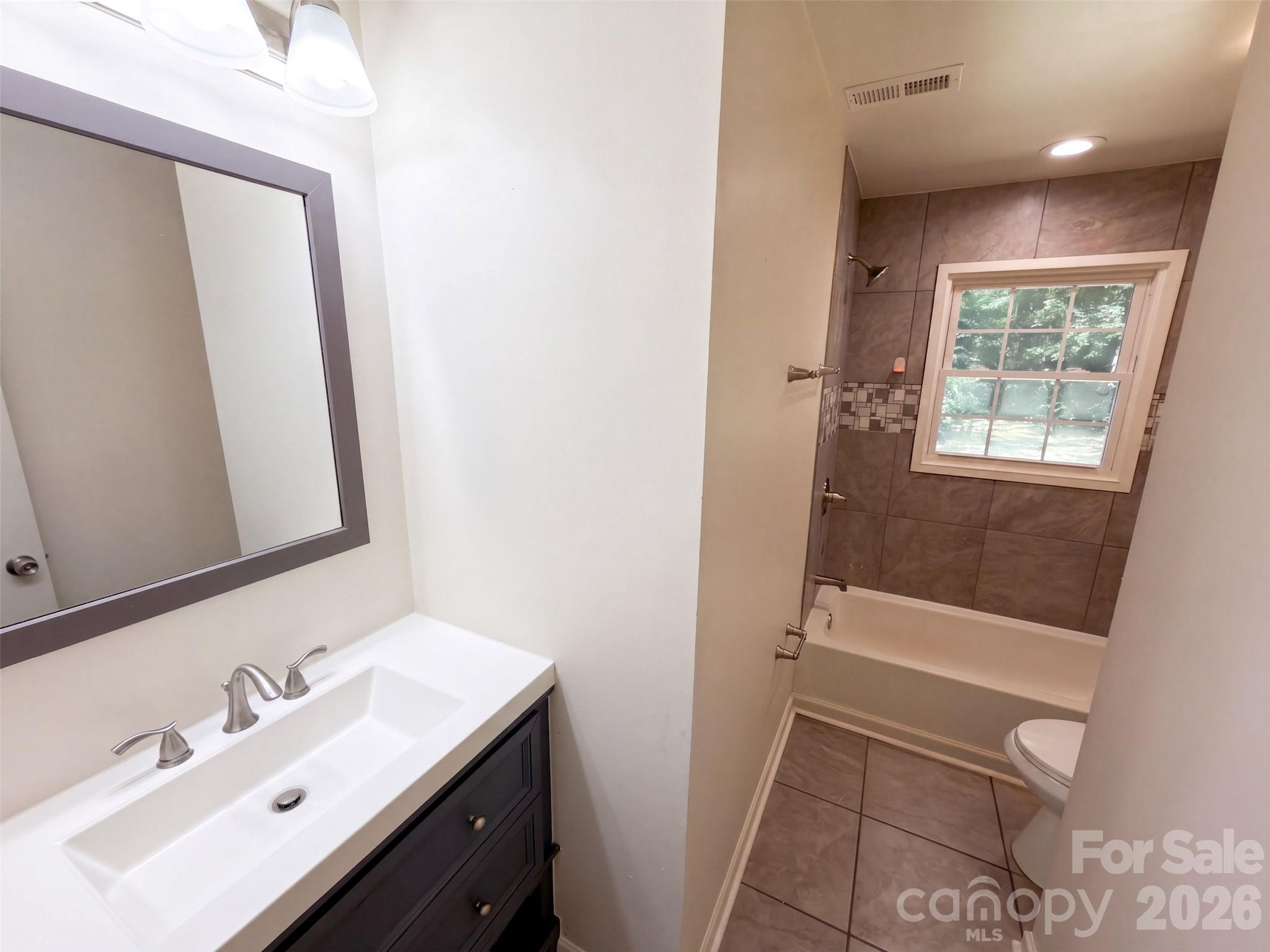 1627 Catoe Road — Lancaster