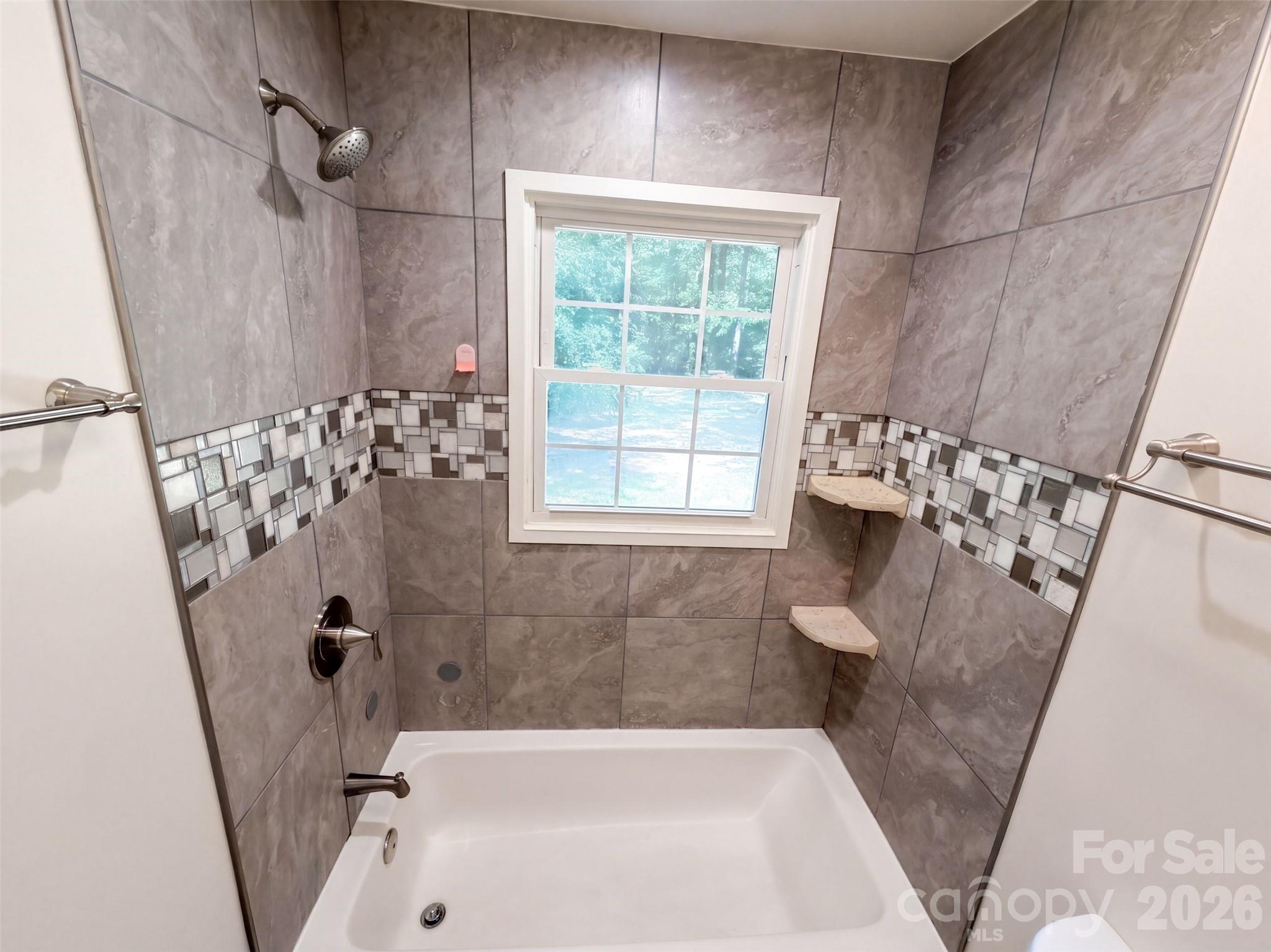 1627 Catoe Road — Lancaster