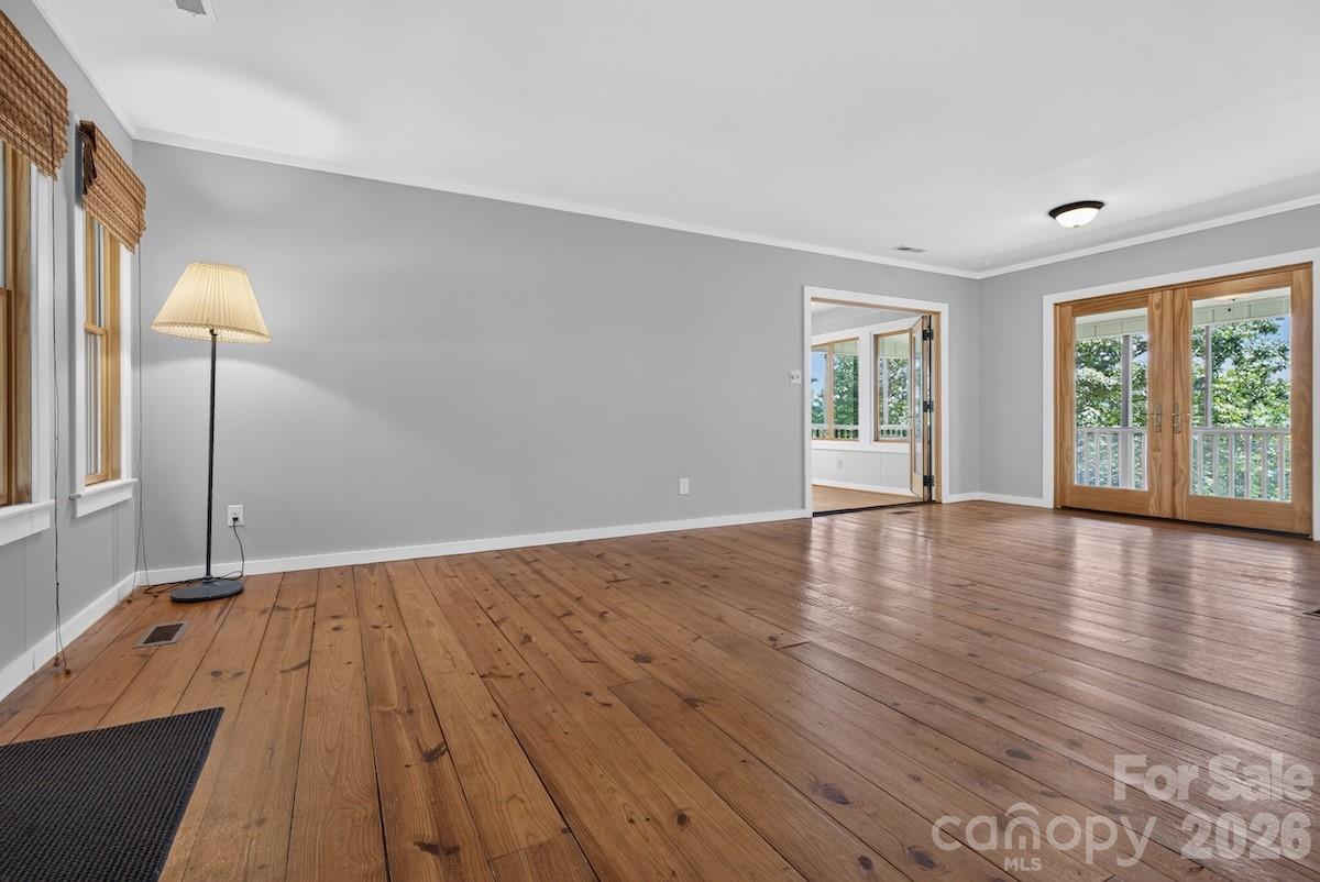 187 Caledonia Road — Landrum