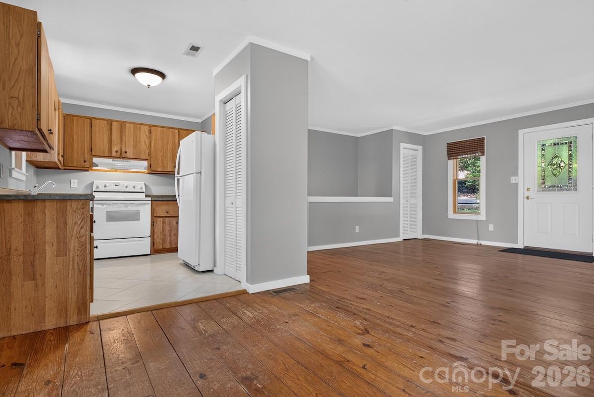 187 Caledonia Road — Landrum