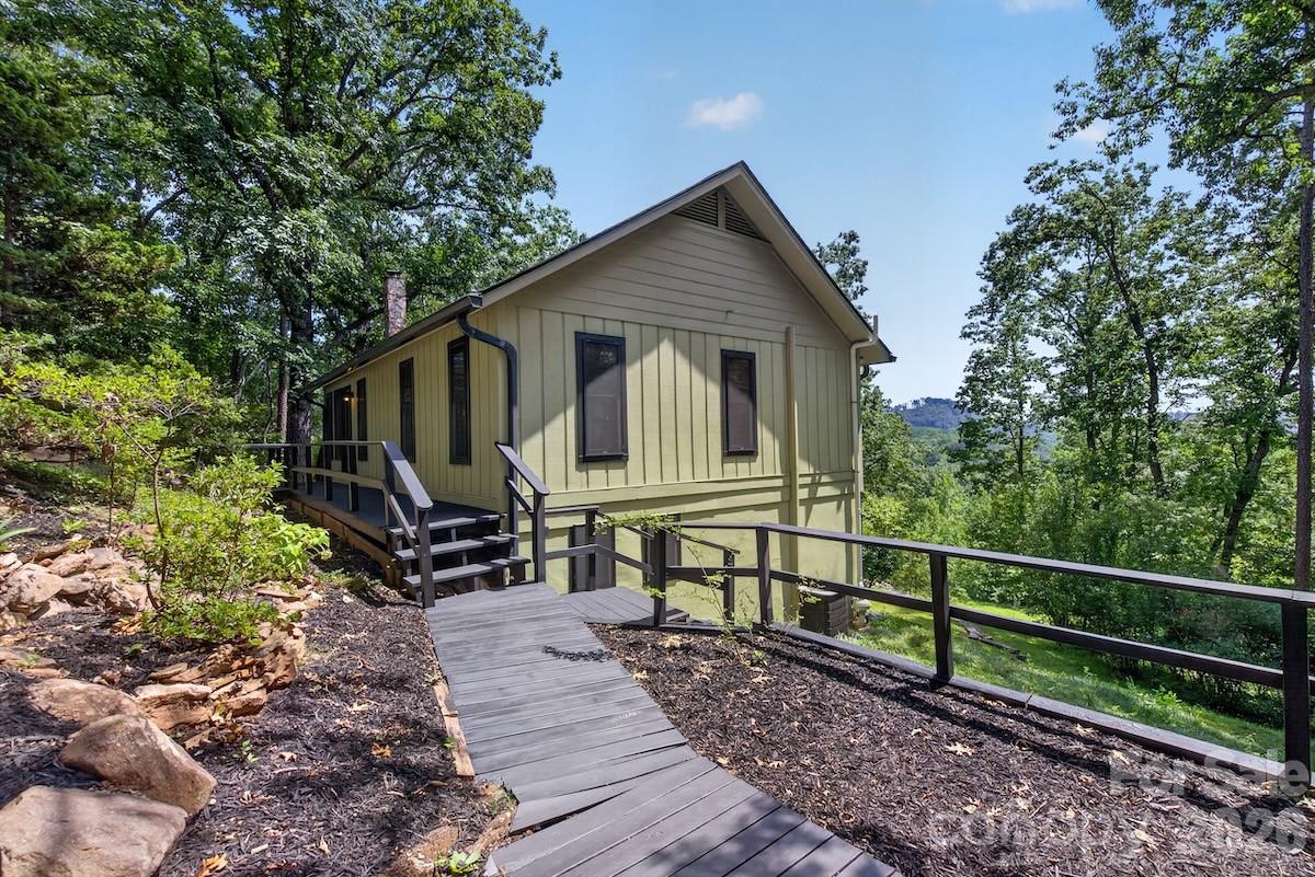 187 Caledonia Road — Landrum