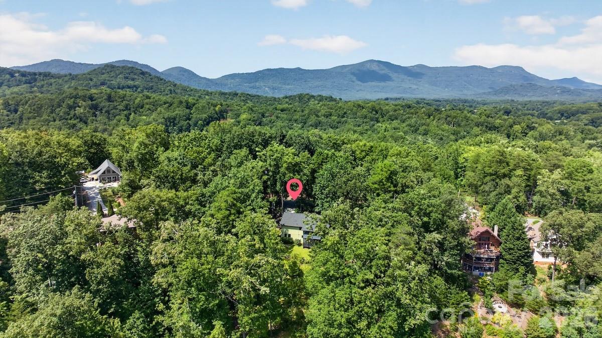 187 Caledonia Road — Landrum