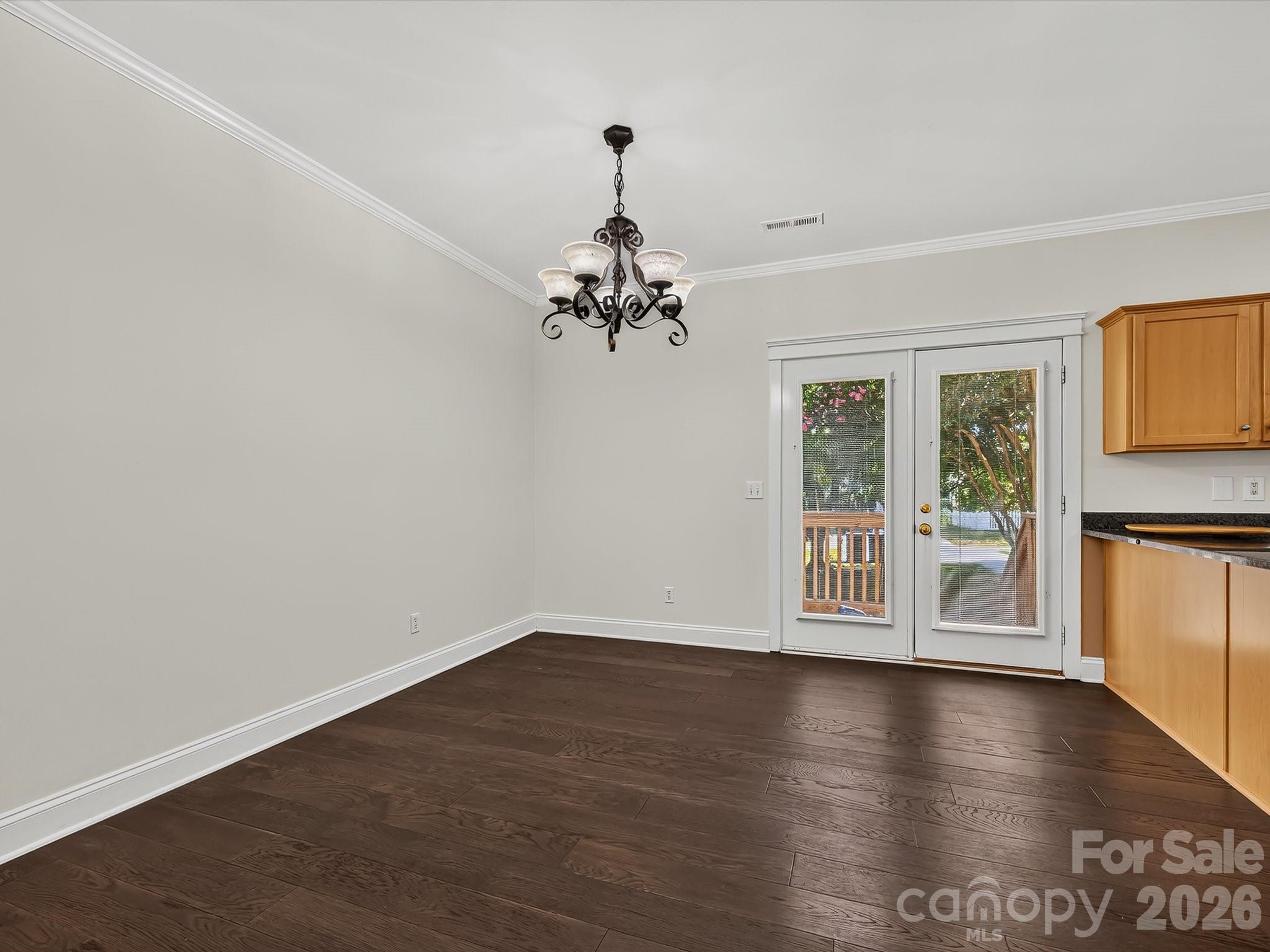8515 Lindholm Drive — Huntersville