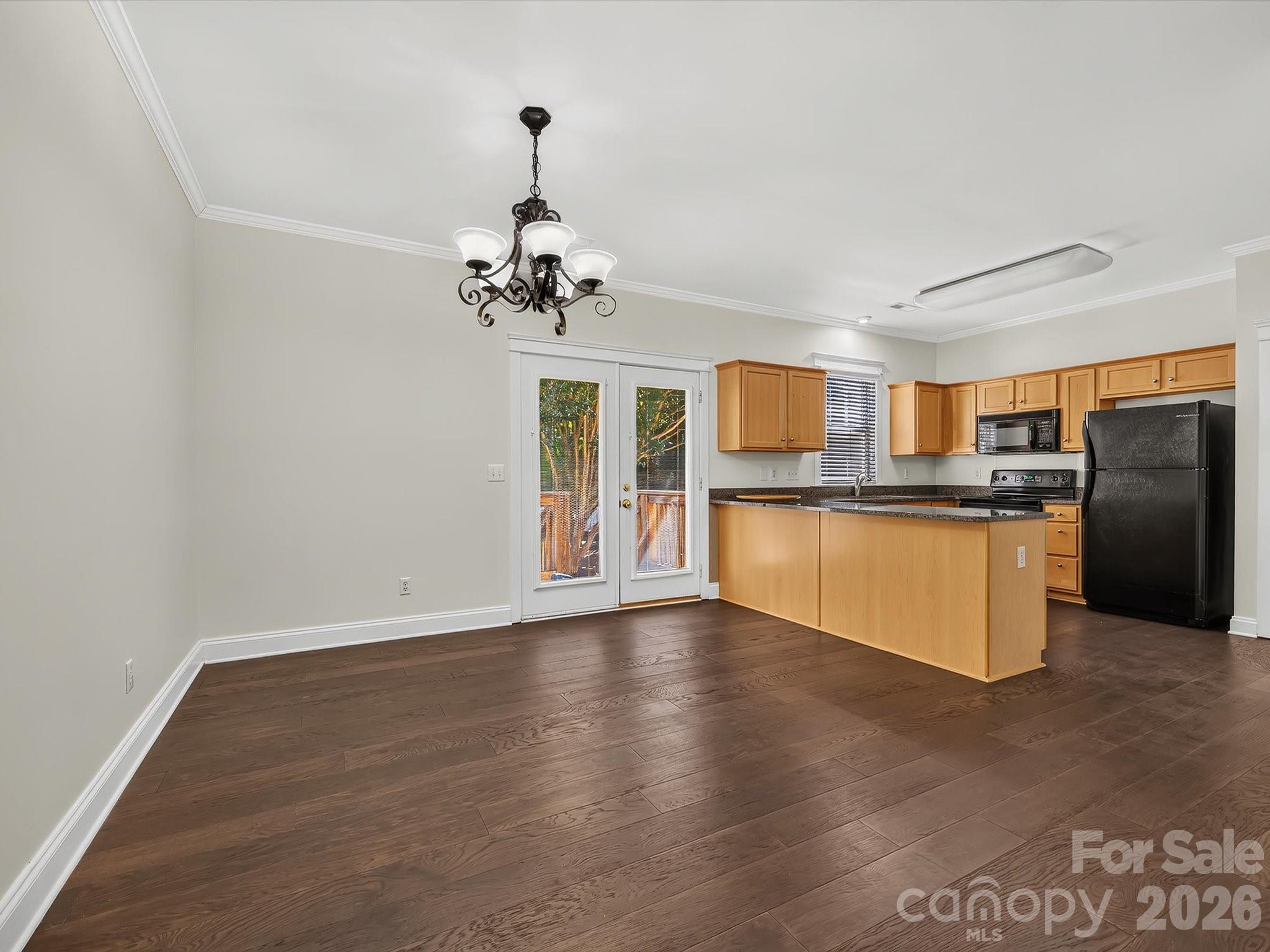 8515 Lindholm Drive — Huntersville