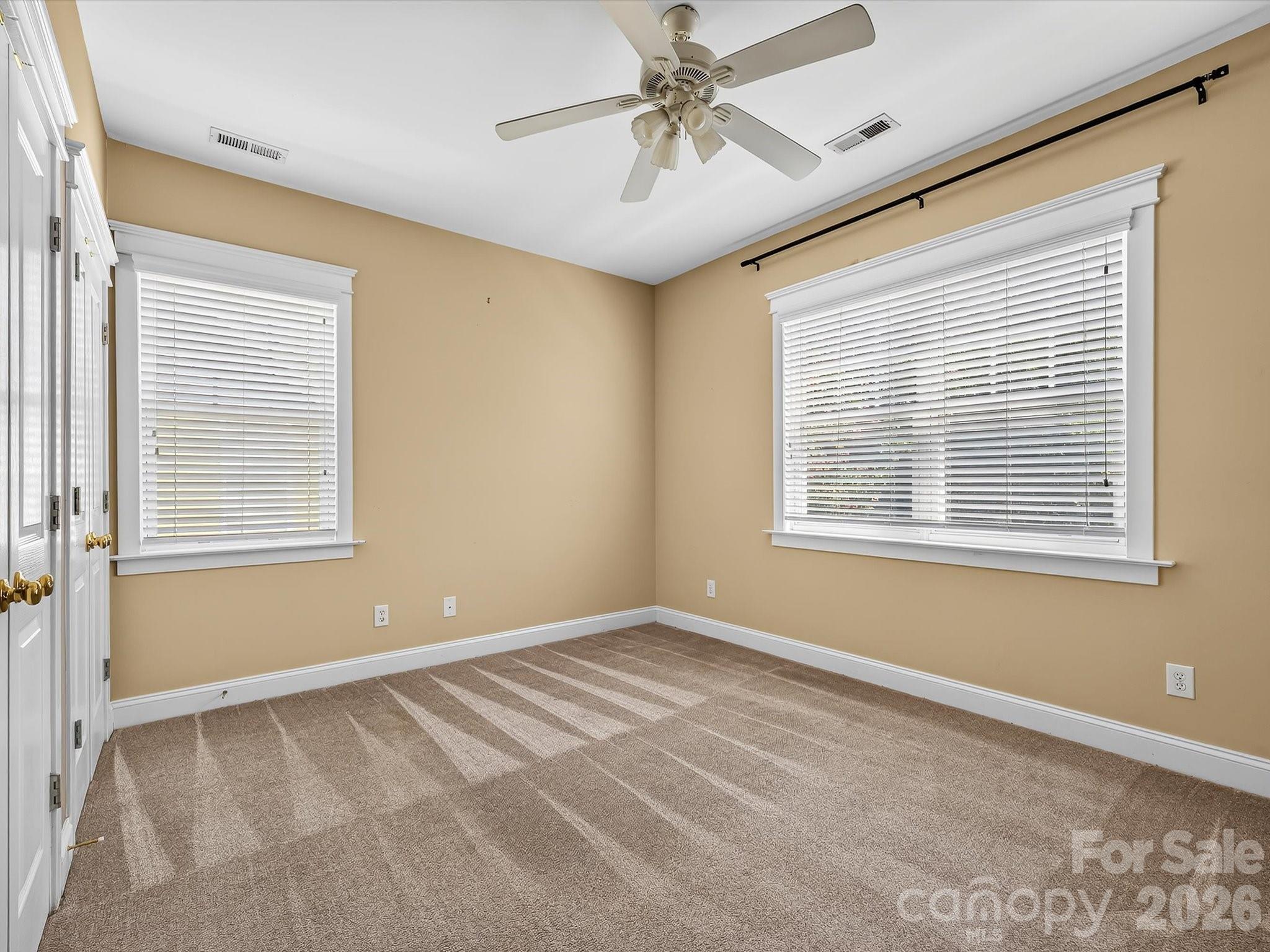 8515 Lindholm Drive — Huntersville